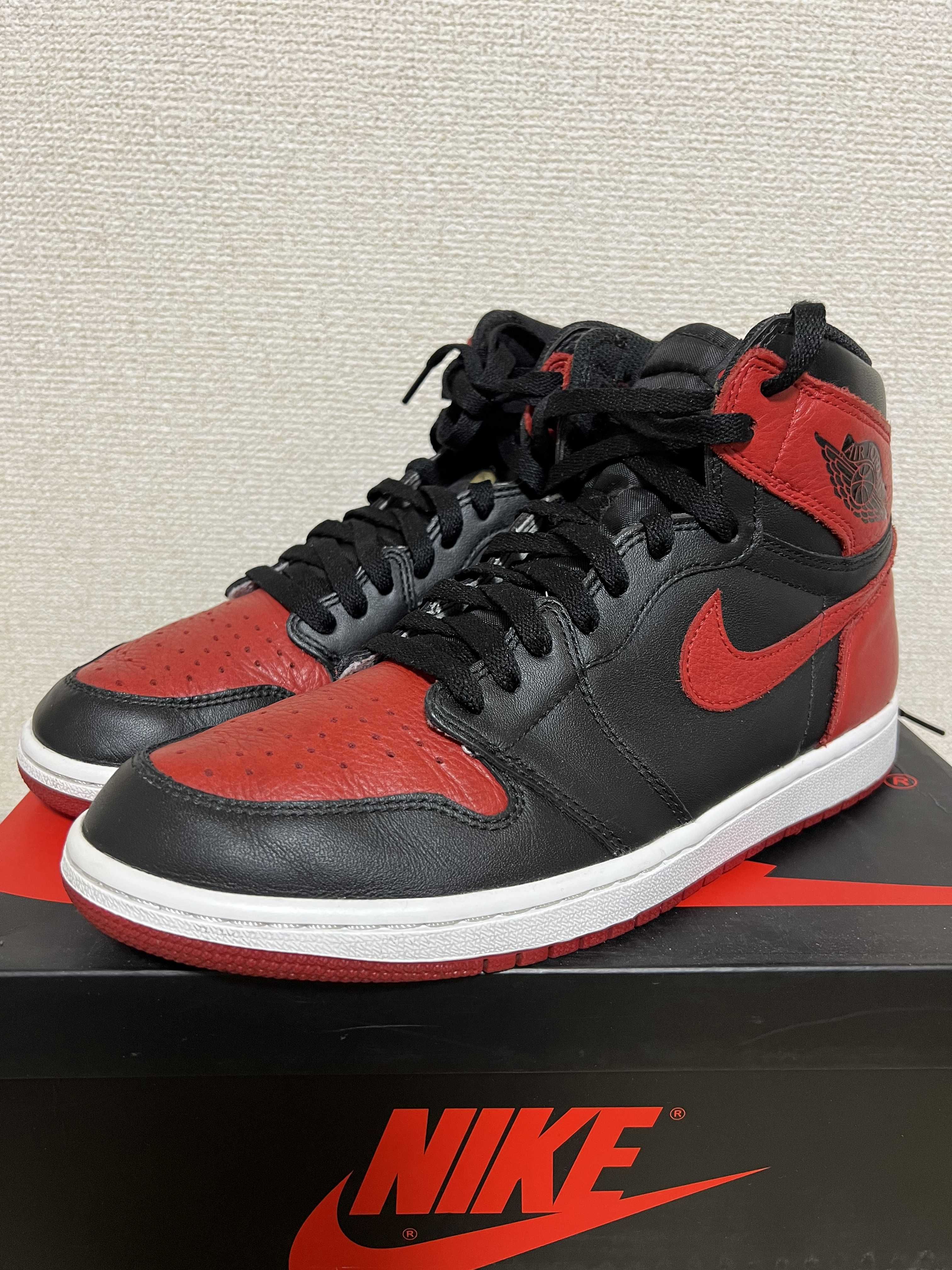 Nike Air Jordan 1 Retro High OG "Bred/Banned" (2016)