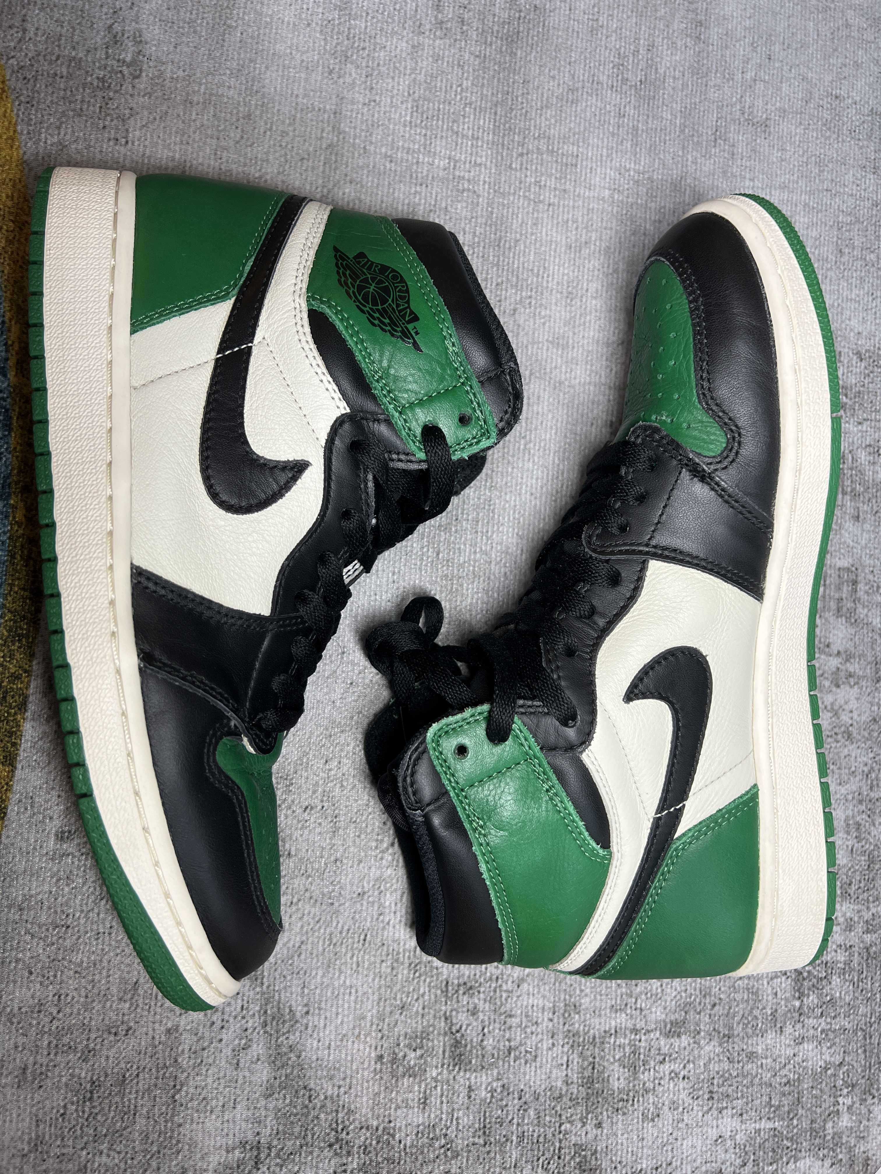 Nike Air Jordan 1 Retro High OG "Pine Green"(2018)