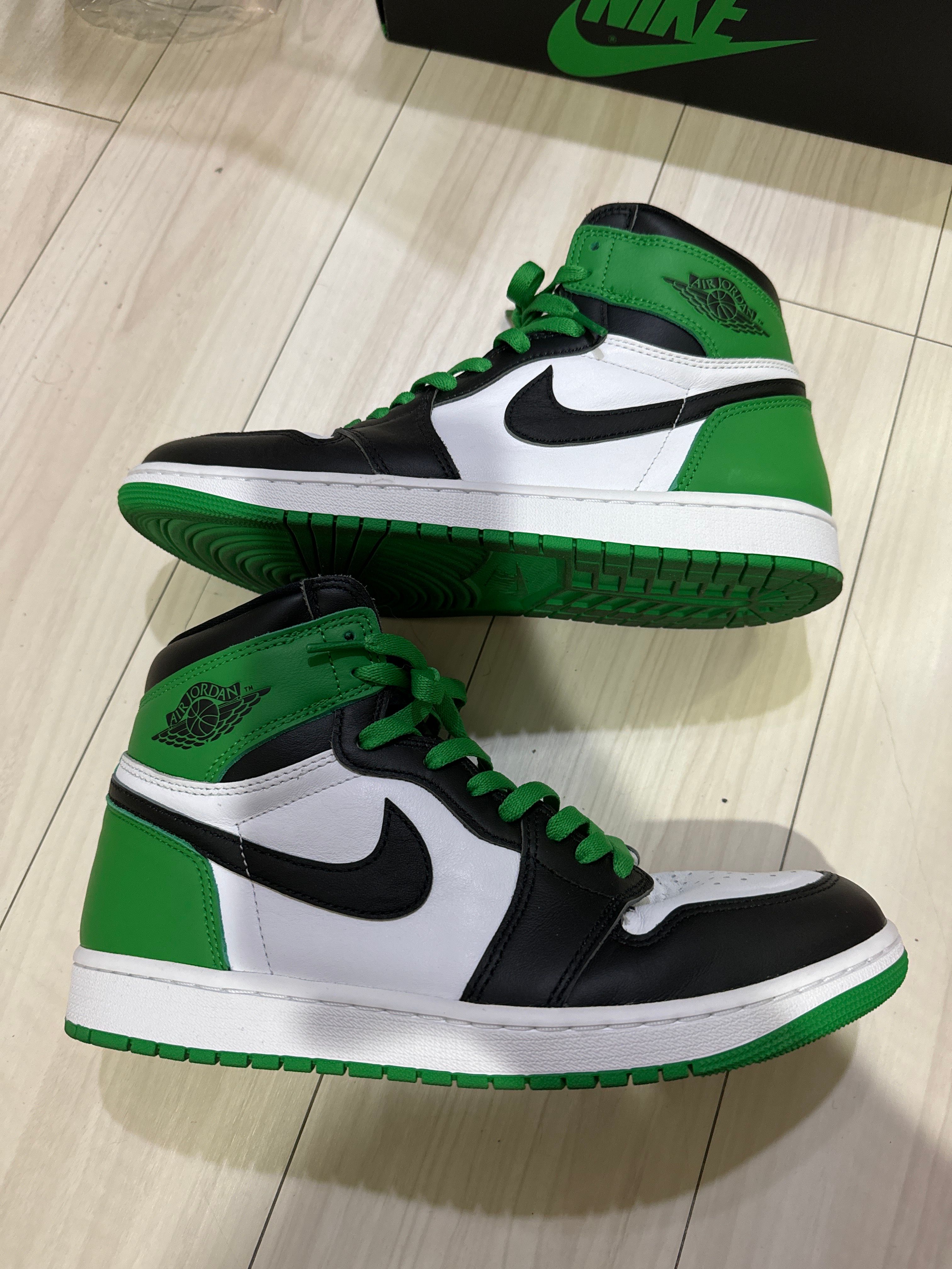 Nike Air Jordan 1 Retro High OG "Celtics/Black and Lucky Green" (2023)