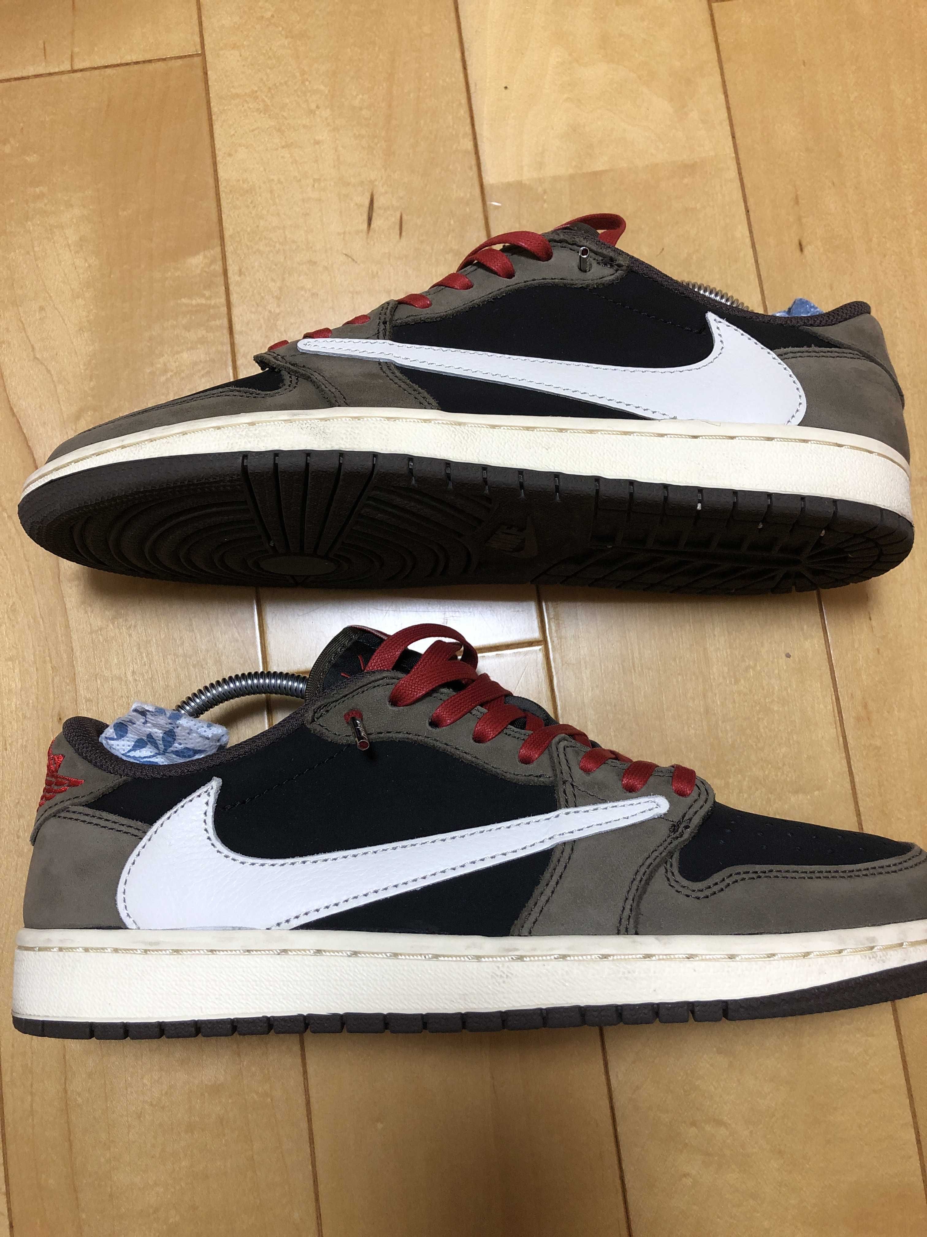Travis Scott × Nike Air Jordan 1 Low OG SP-T  "Black/Dark Mocha"