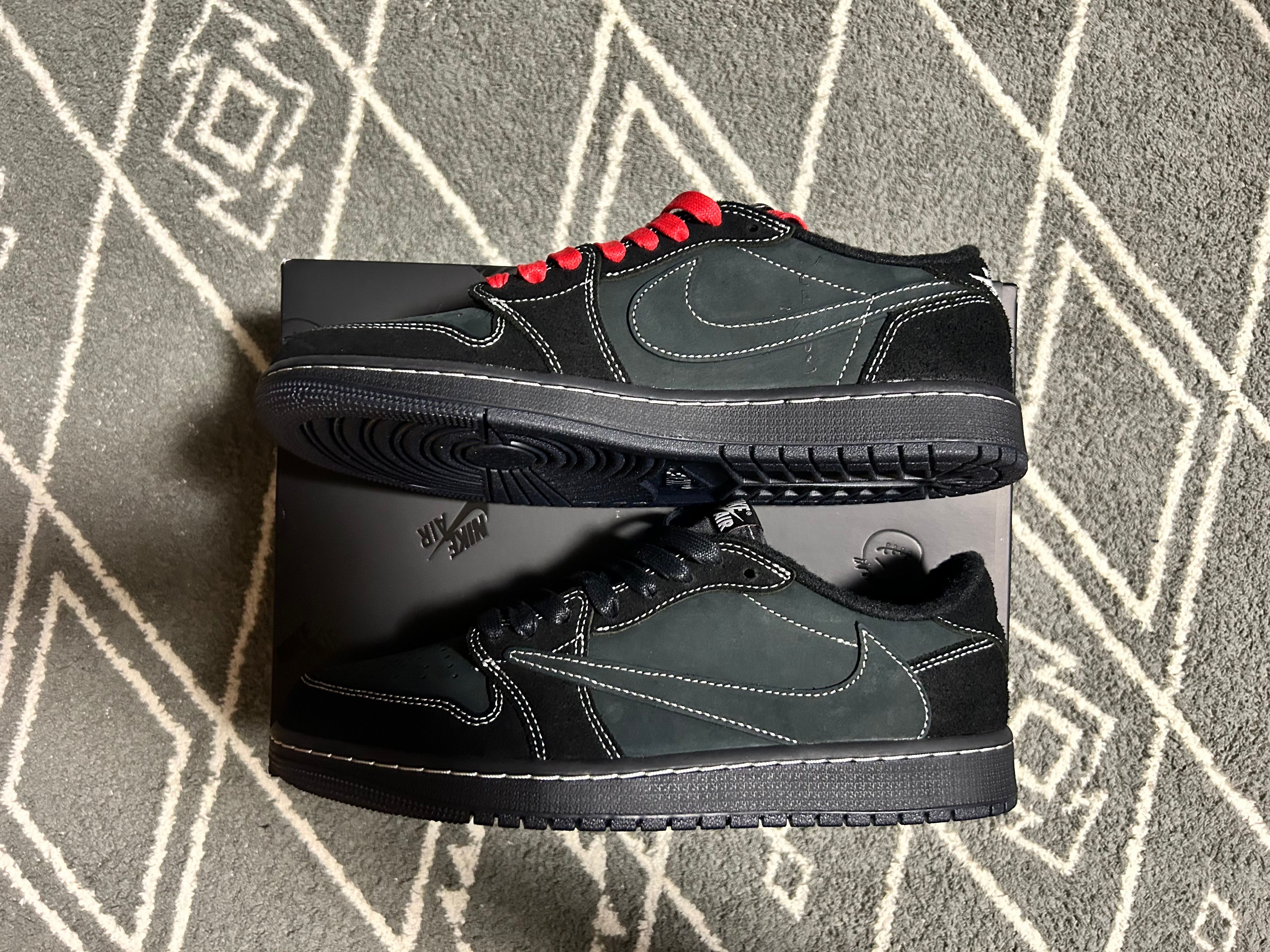 Travis Scott × Nike Air Jordan 1 Low OG SP "Black Phantom"