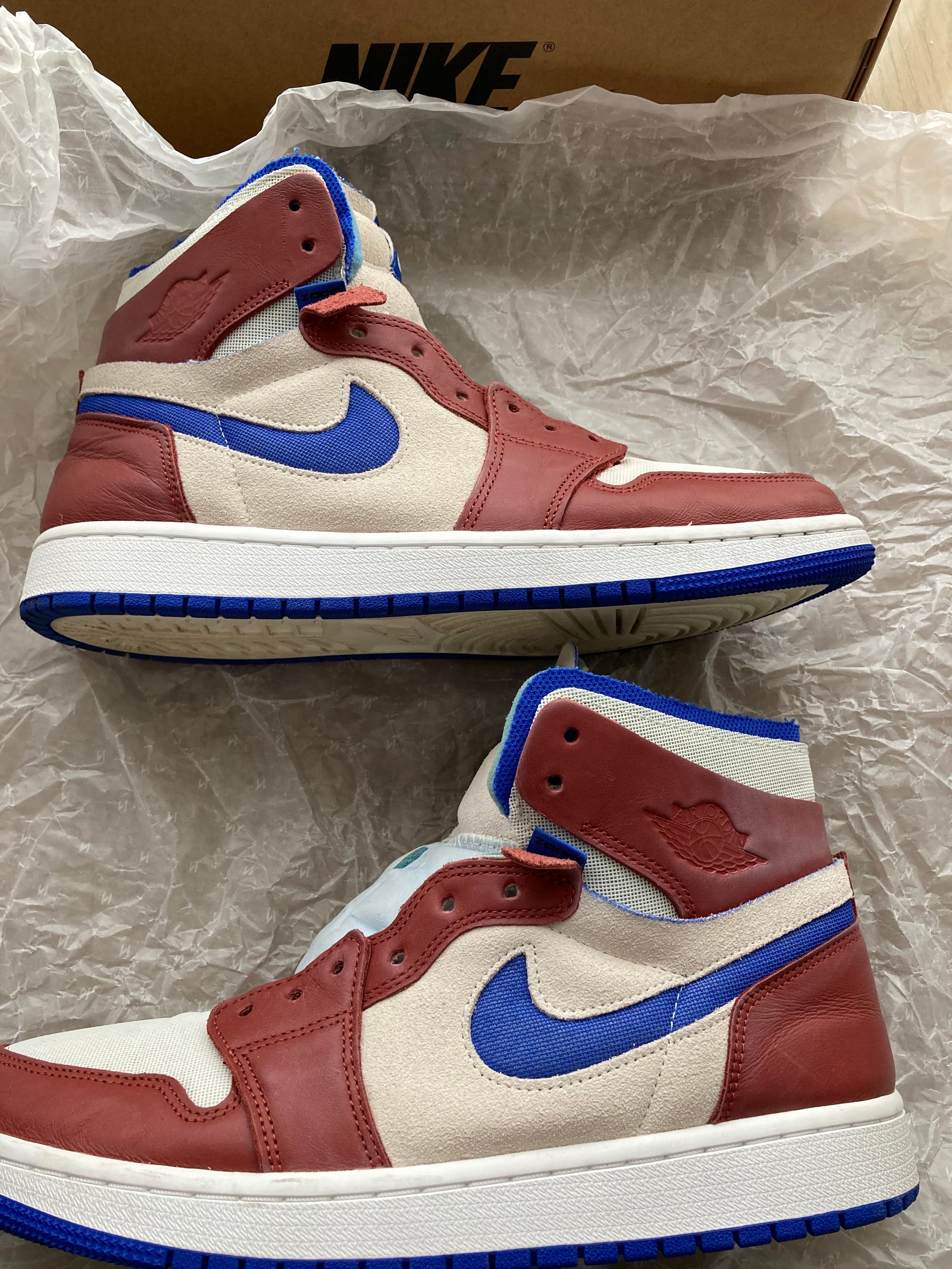 Nike Women's Air Jordan 1 High Zoom Comfort "Team Red"