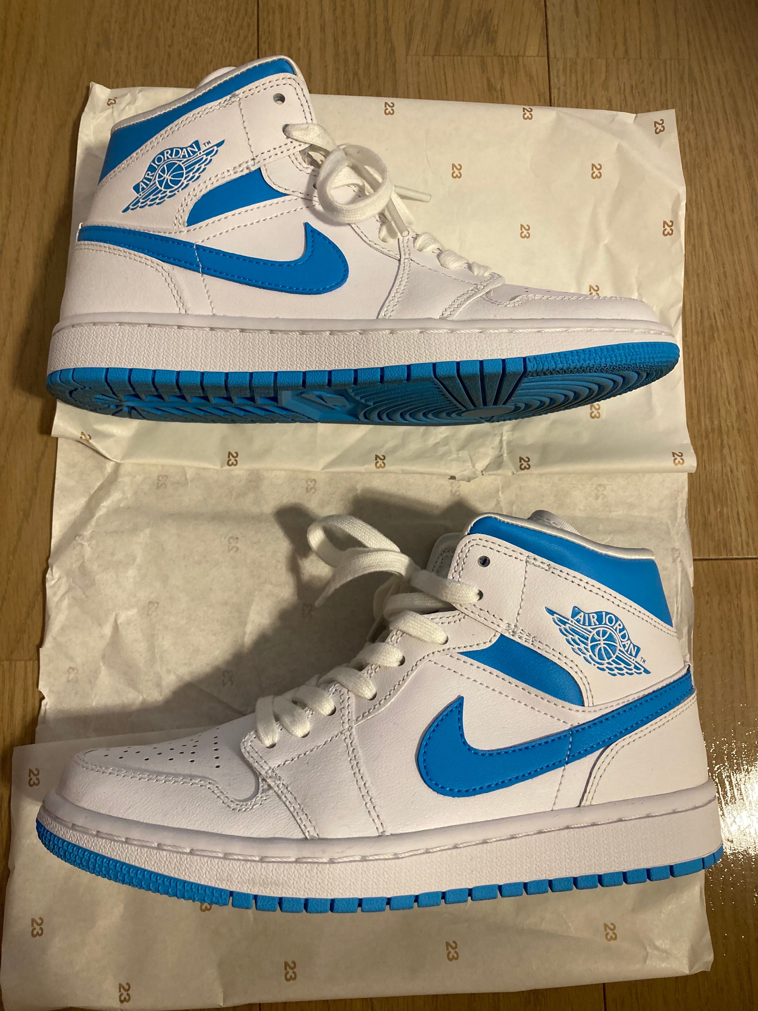 Nike Women's Air Jordan 1 Mid "UNC"