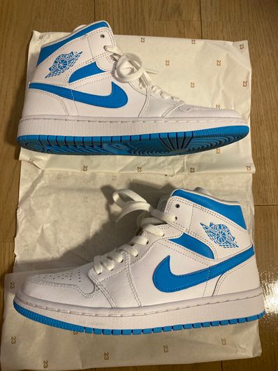 Nike Women's Air Jordan 1 Mid "UNC"