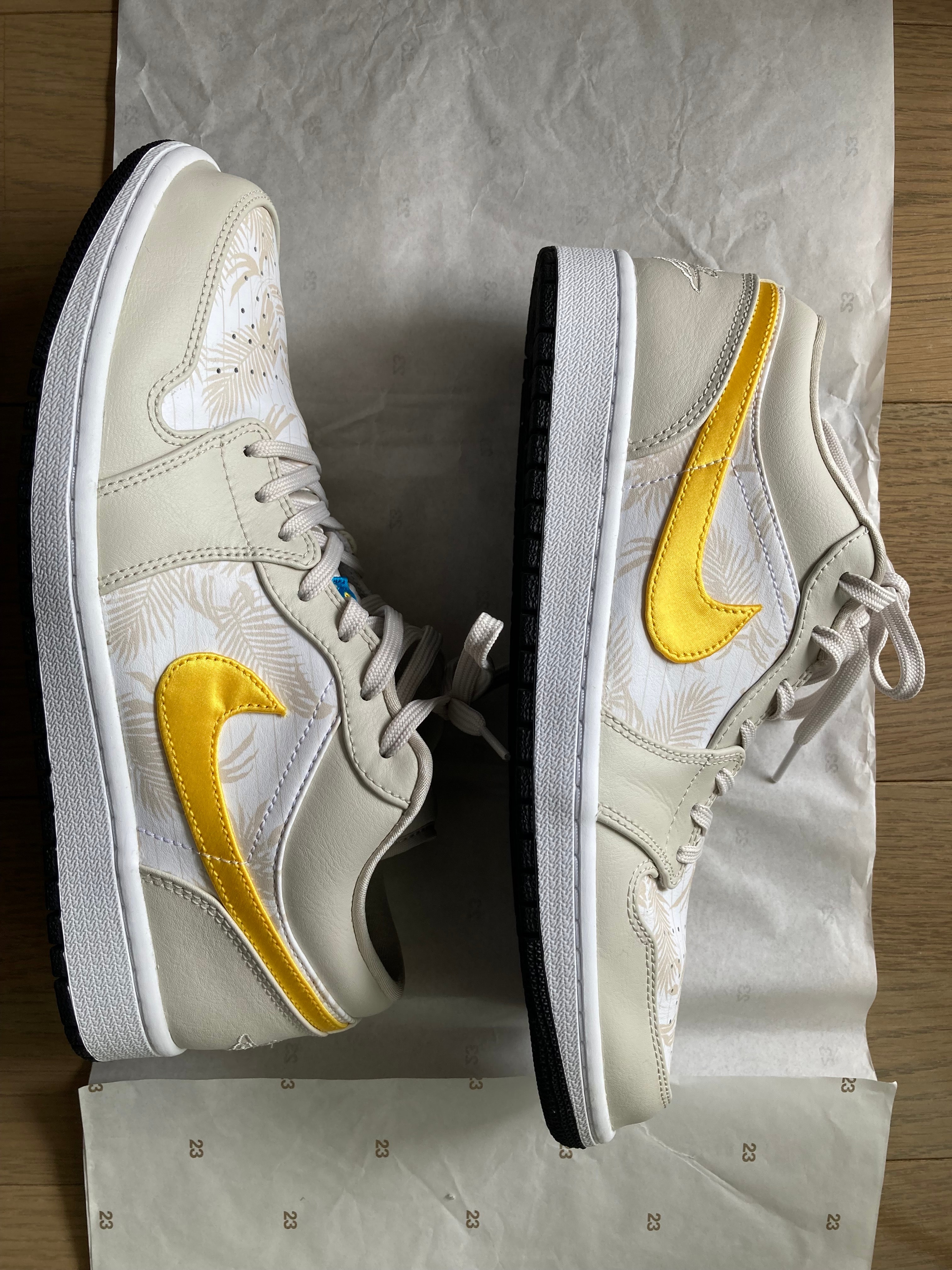 Nike Air Jordan 1 Low "Light Orewood Brown/Amarillo White/Laser Blue"