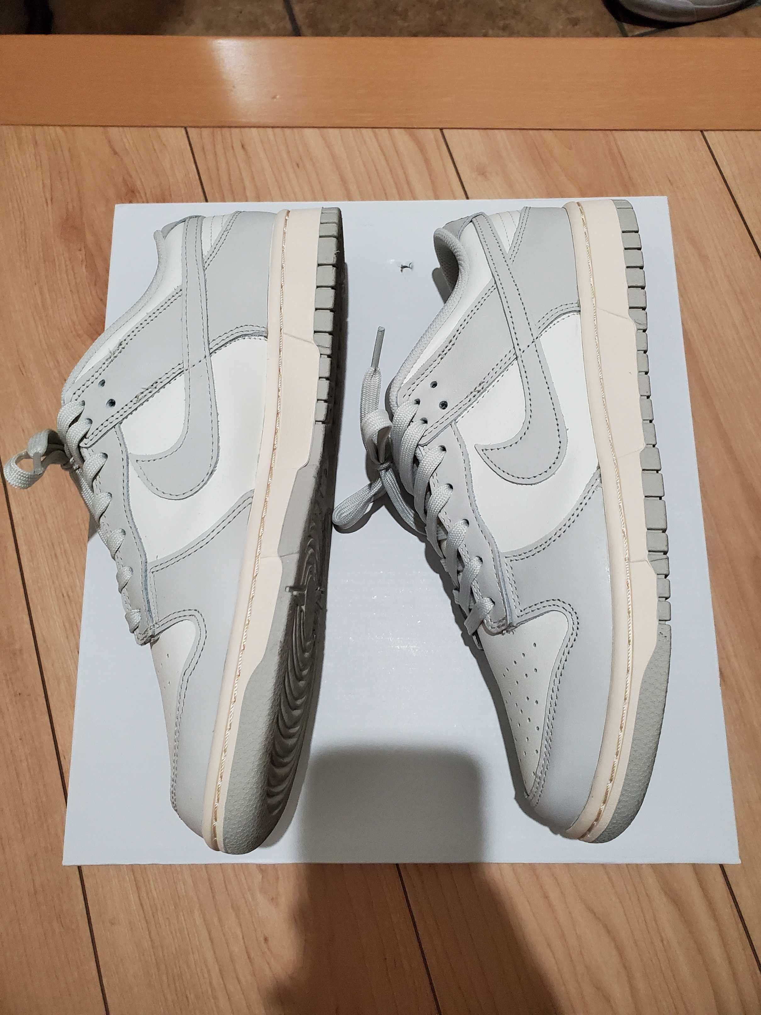 Nike Women's Dunk Low "Light Bone"