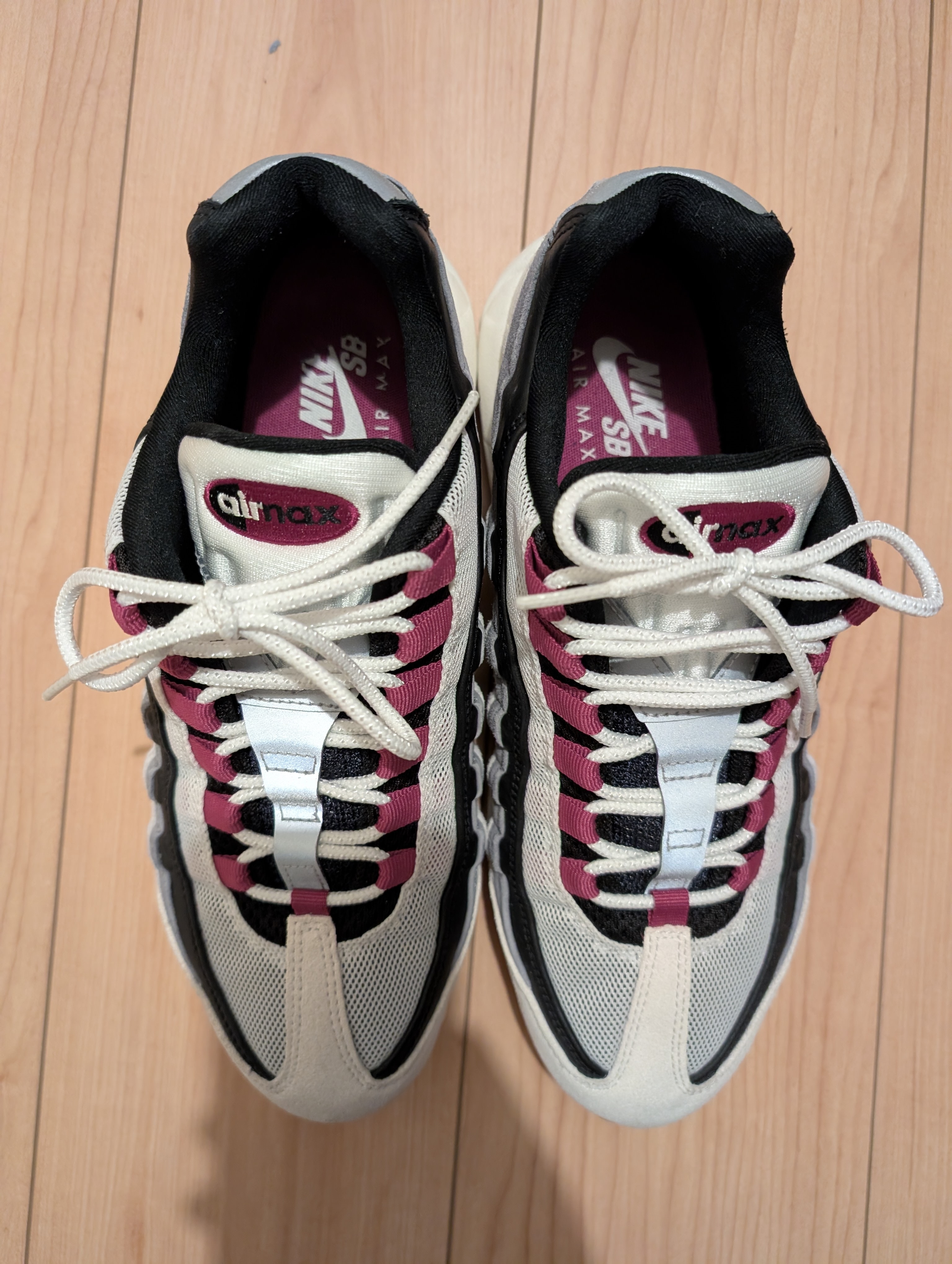 ナイキ SB エアマックス95 "サミットホワイト/カクタスフラワー"