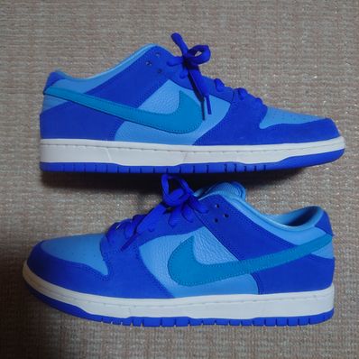 Nike SB Dunk Low "Blue Raspberry"