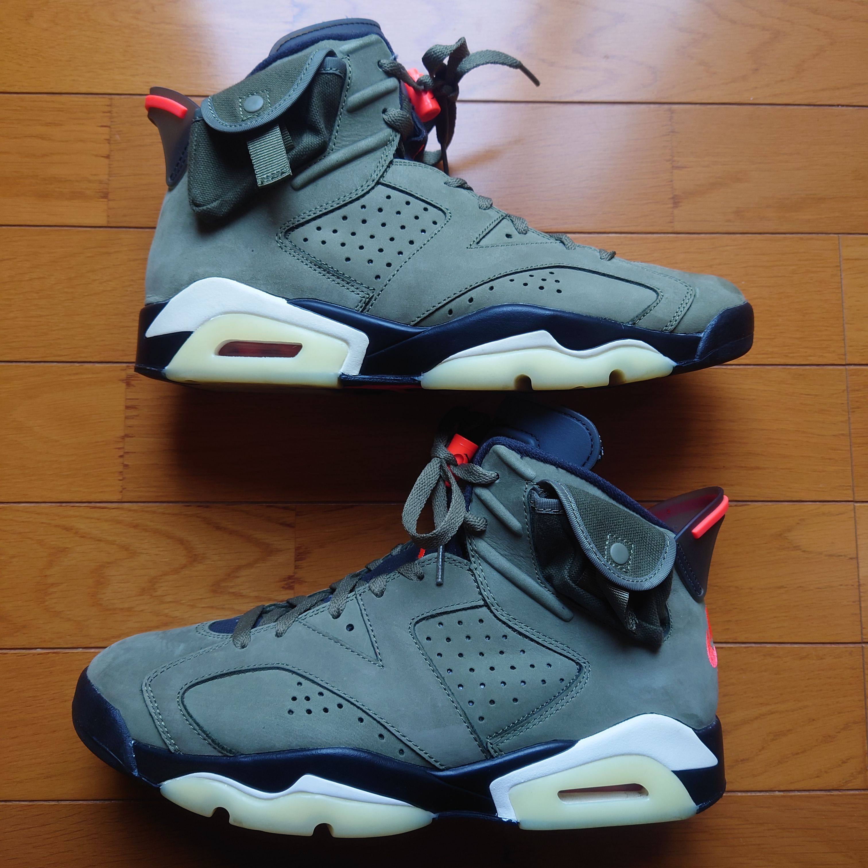 Travis Scott × Nike Air Jordan 6 Retro "Medium Olive"