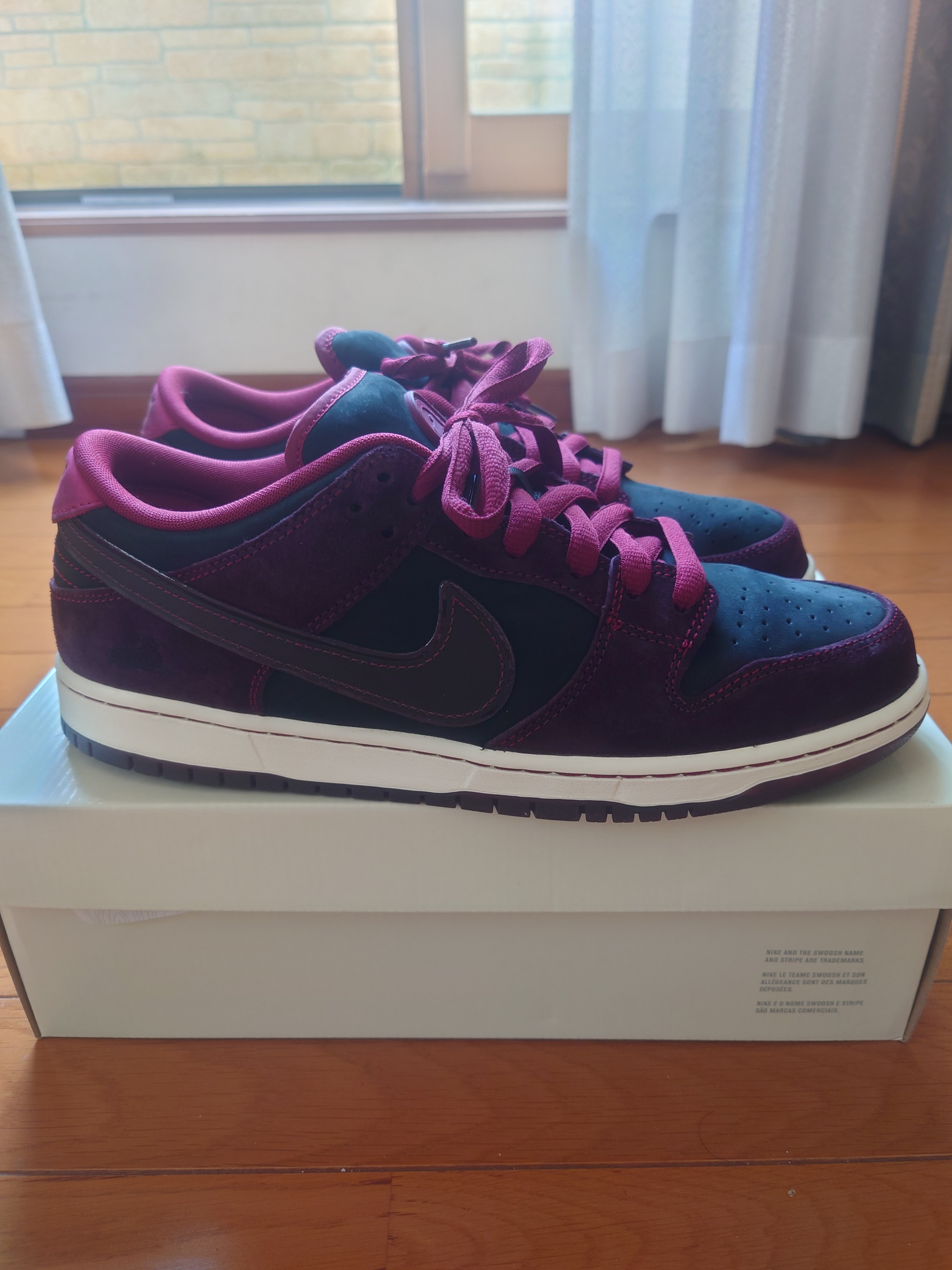 Riot Skateshop × Nike SB Dunk Low Pro QS "Mahogany and Team Red"