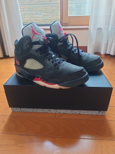 Nike Women's Air Jordan 5 Retro GORE-TEX "Off-Noir"