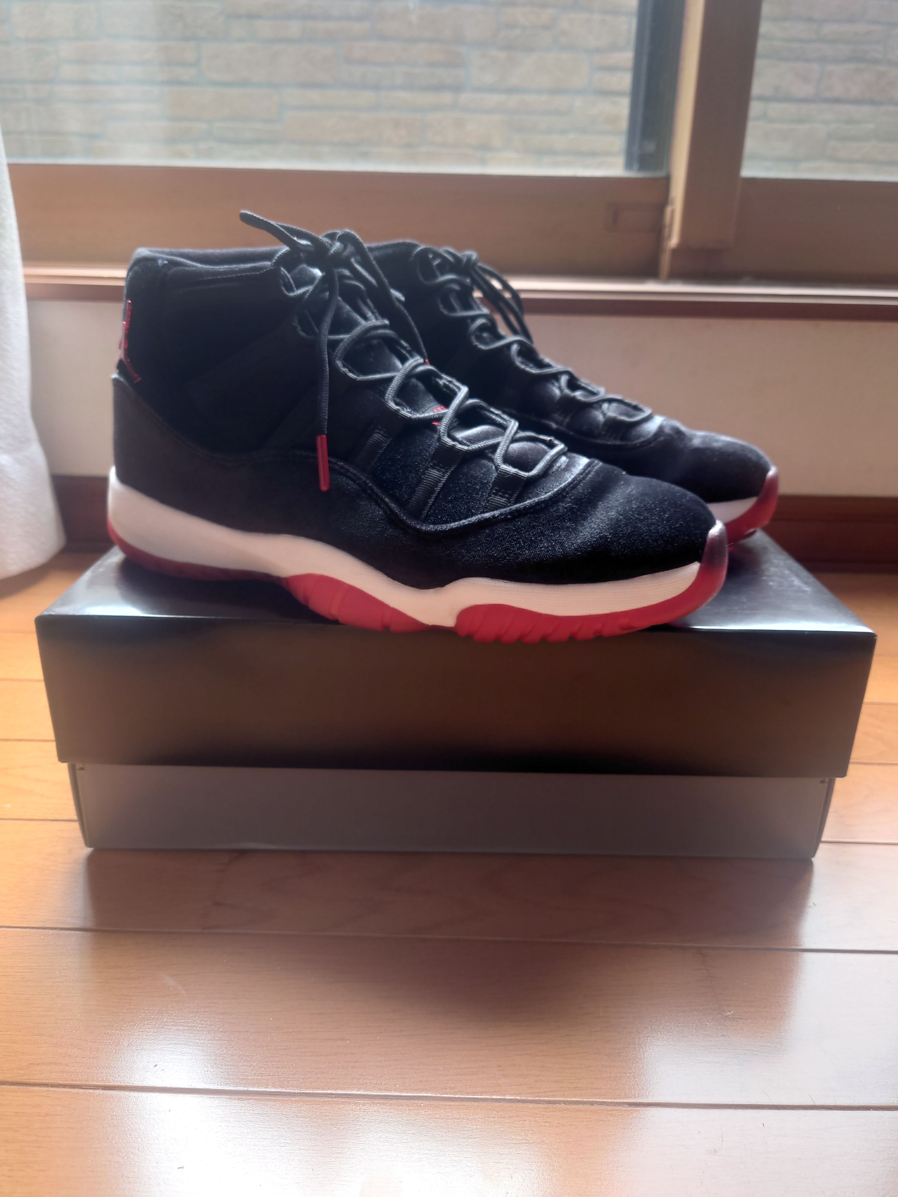新品未使用　エアジョーダン11 レトロ　16cm JORDAN BRAND AIR JORDAN 11 RETRO WHITE/LEGEND BLUE-BLACK