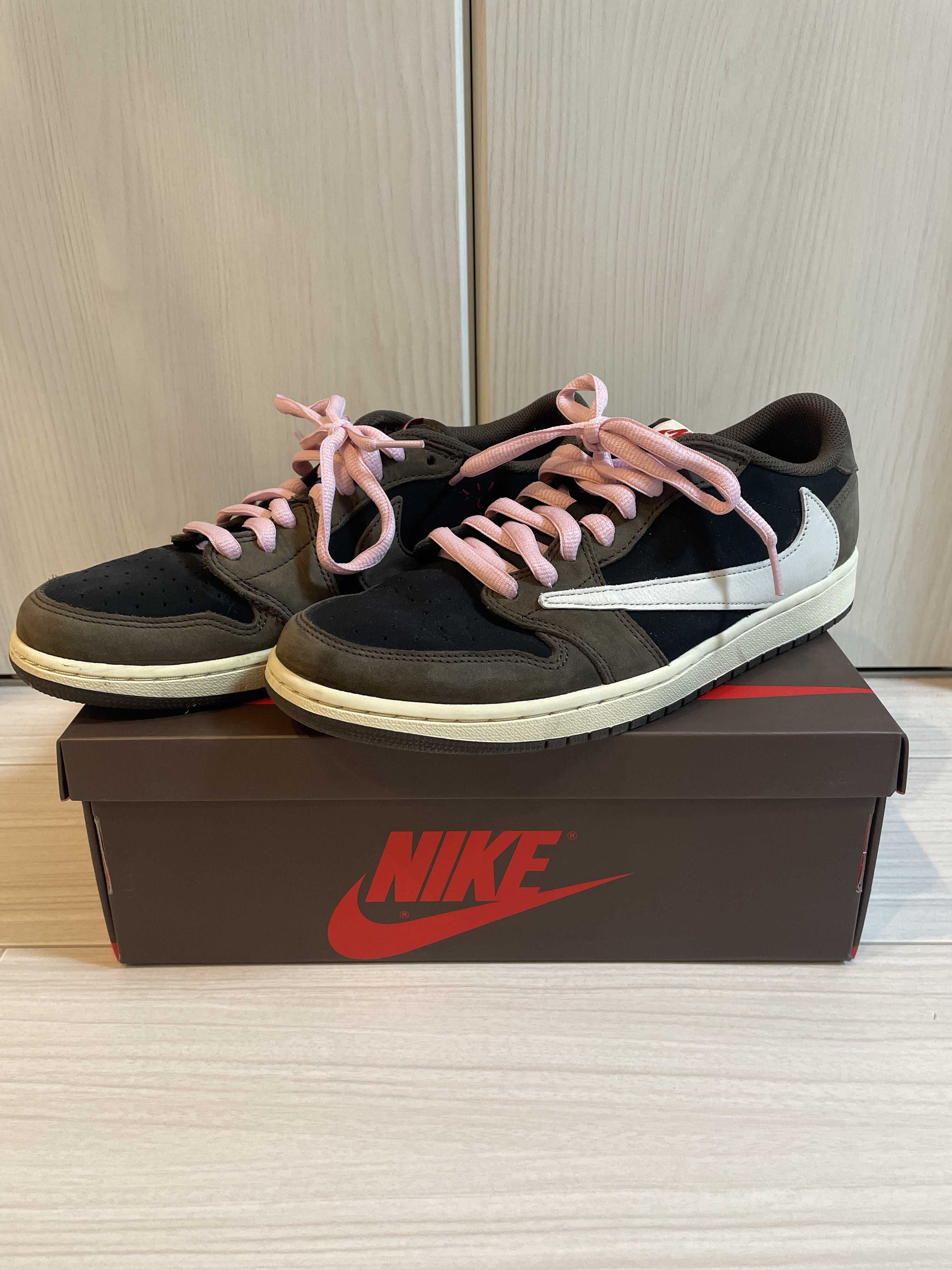 Travis Scott × Nike Air Jordan 1 Low OG SP-T  "Black/Dark Mocha"