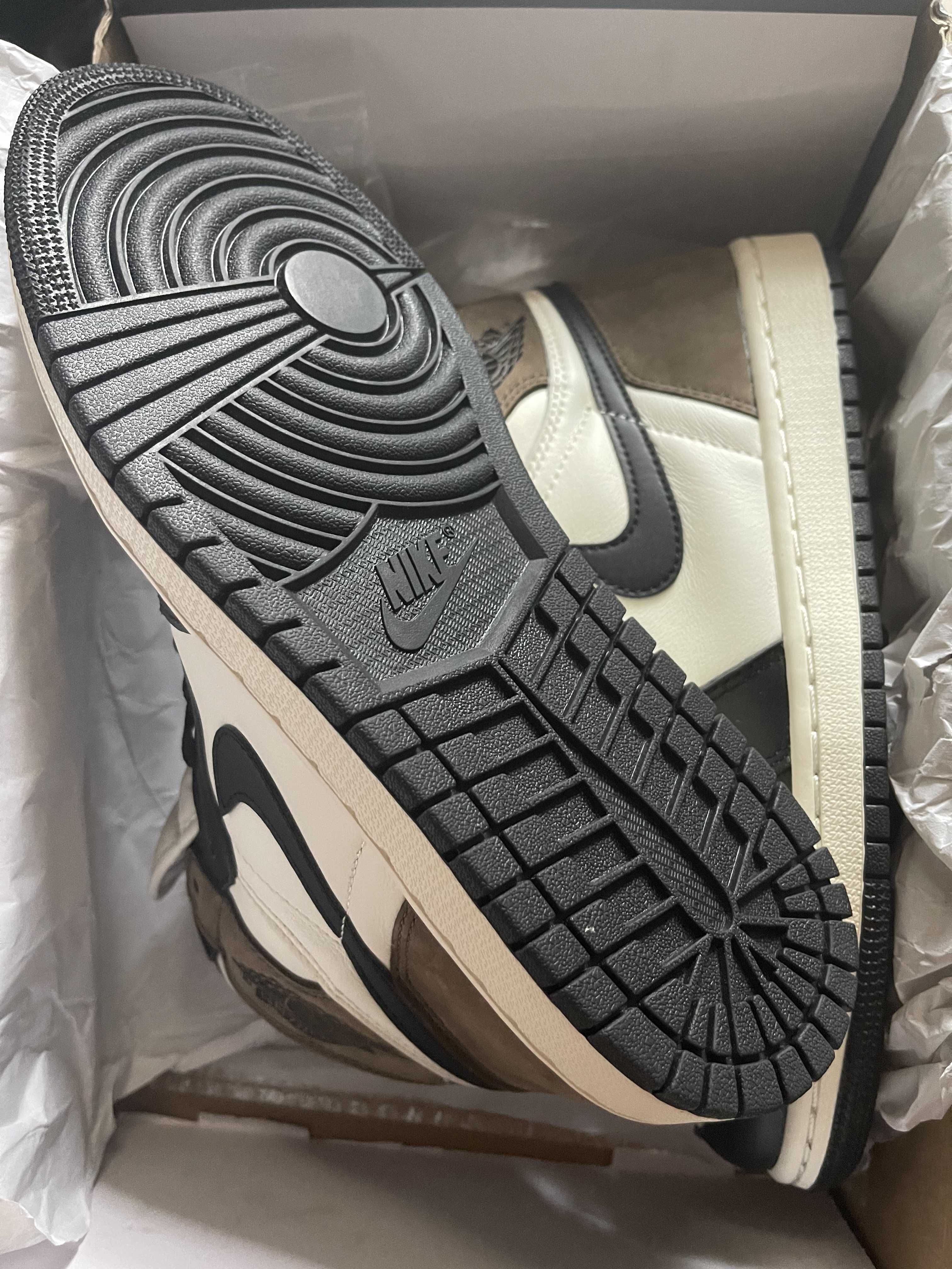 Nike Air Jordan 1 High OG "Sail/Dark Mocha/Black"