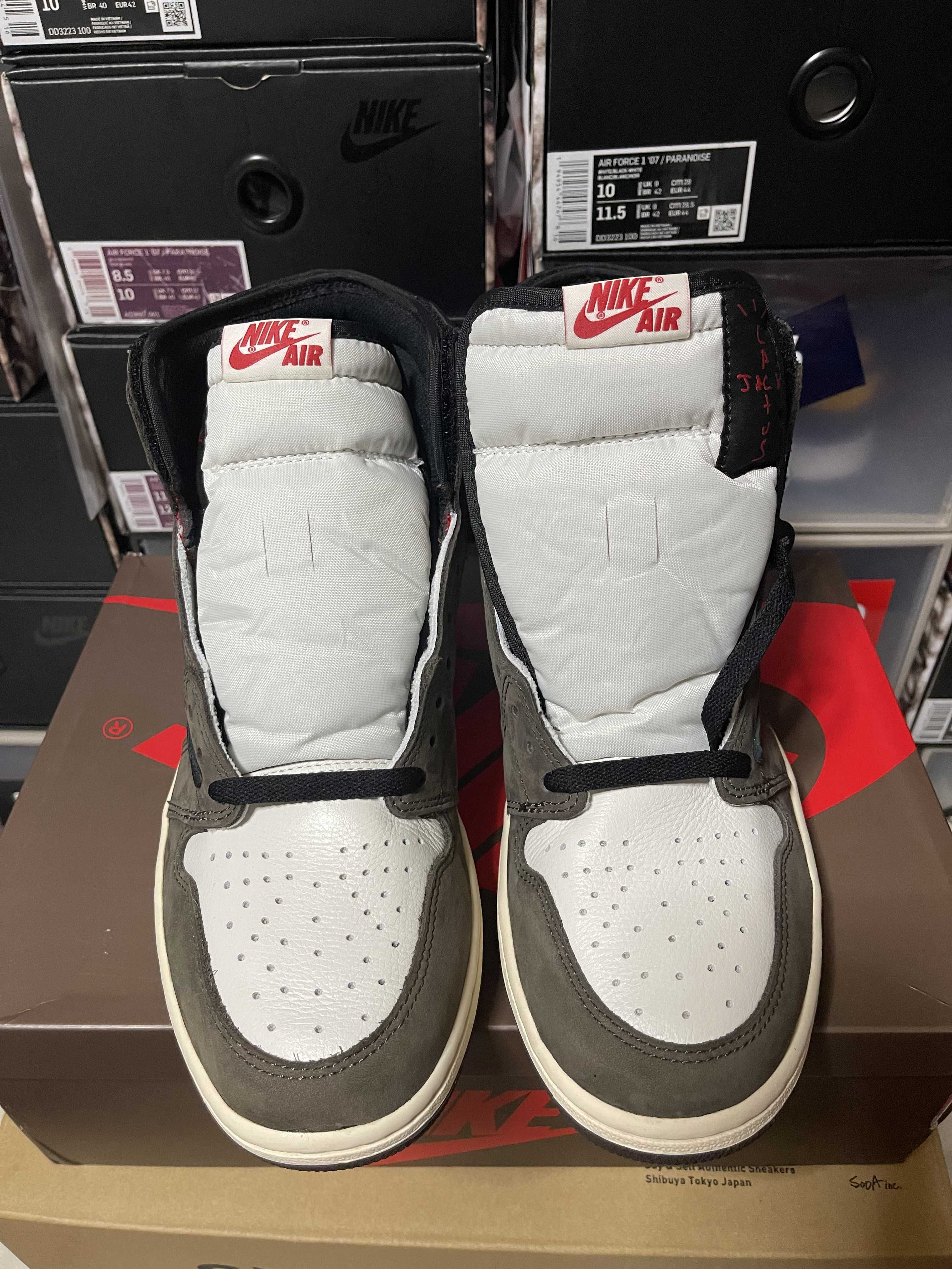 Travis Scott × Nike Air Jordan 1 Retro High OG TS SP "Sail/Dark Mocha"