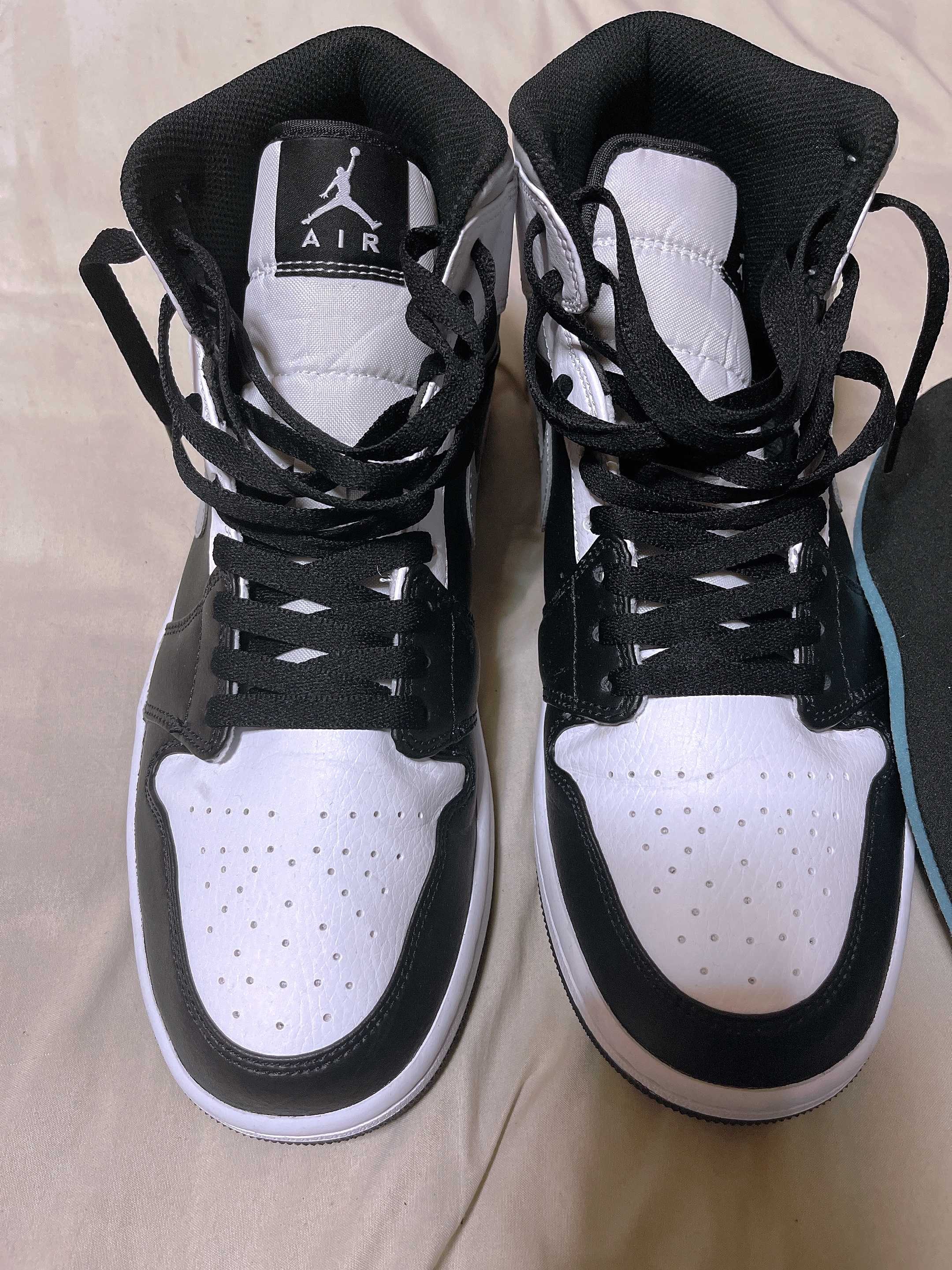 NIKE AIR JORDAN 1 MID "WHITE SHADOW"