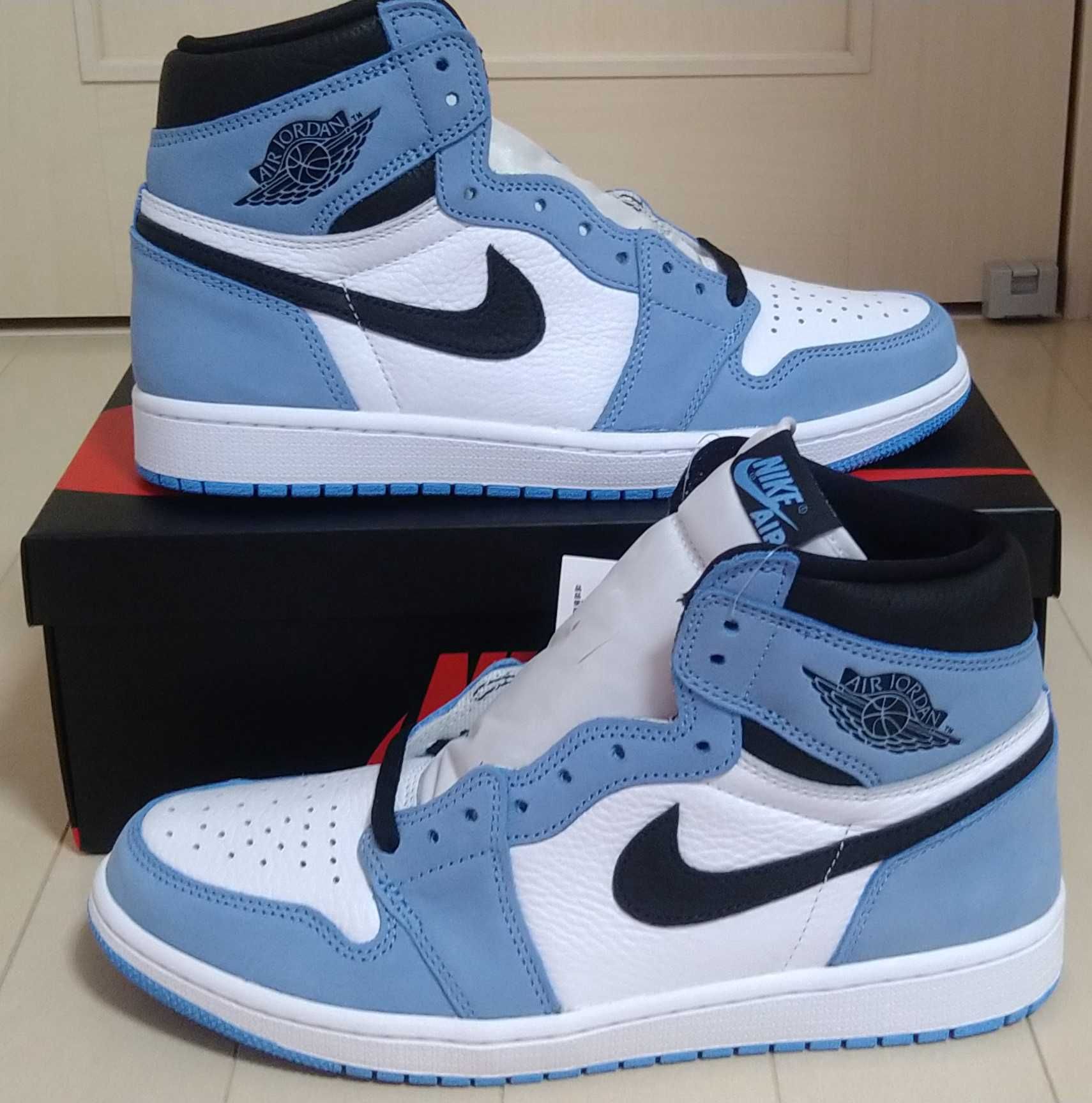Nike Air Jordan 1 High OG "University Blue"
