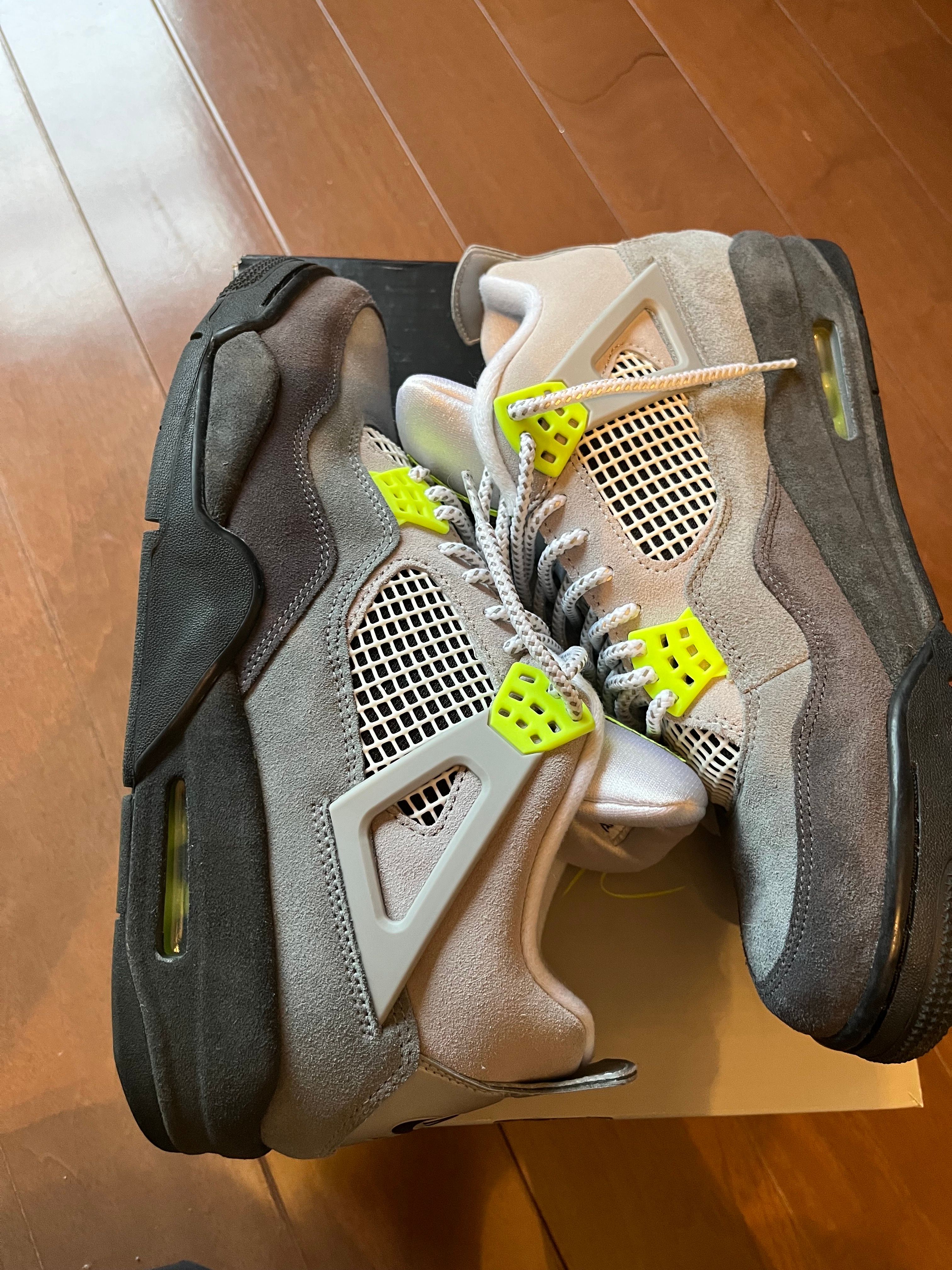 NIKE AIR JORDAN 4 RETRO LE "NEON"