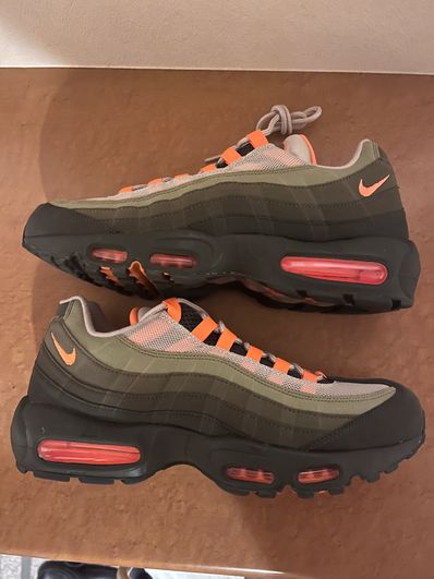 Nike Air Max 95 "String/Total Orange"