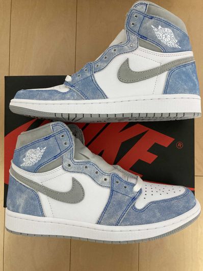 Nike Air Jordan 1 High OG "Hyper Royal"