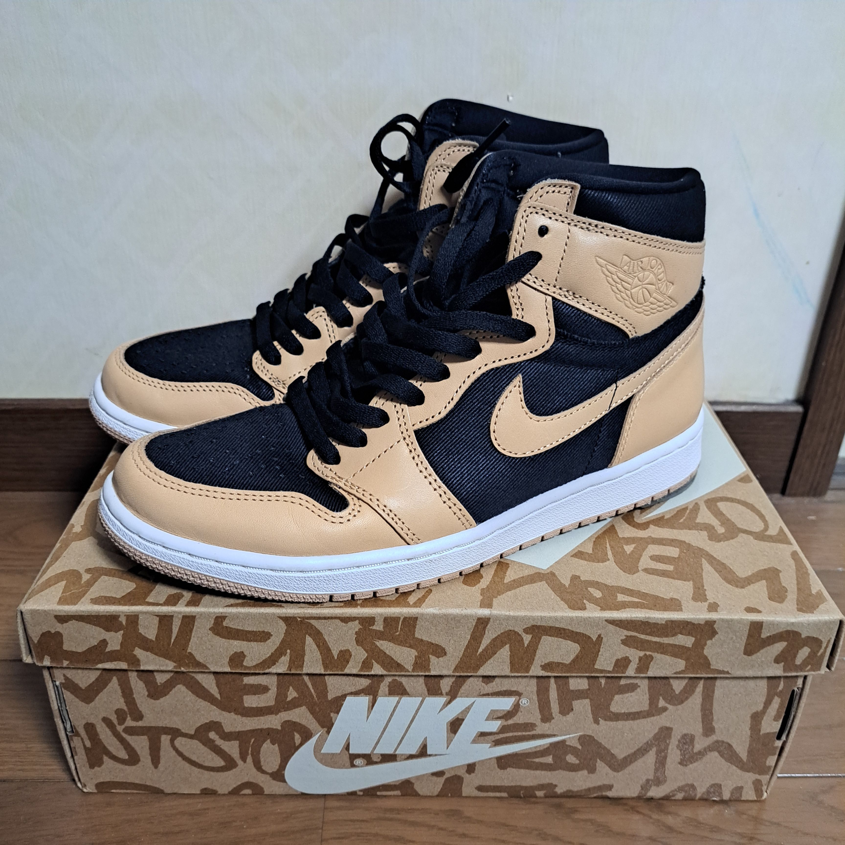 Nike Air Jordan 1 Retro High OG "Vachetta Tan"
