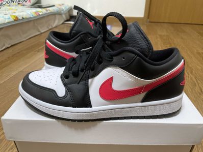 NIKE Women's AIR JORDAN 1 LOW "BLACK/SIREN RED/WHITE"