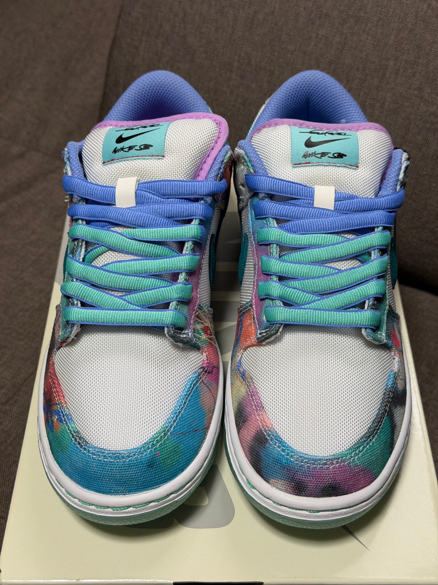 Futura × Nike SB Dunk Low "White and Geode Teal"