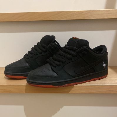 Nike SB Dunk Low TRD QS "Black Pigeon"
