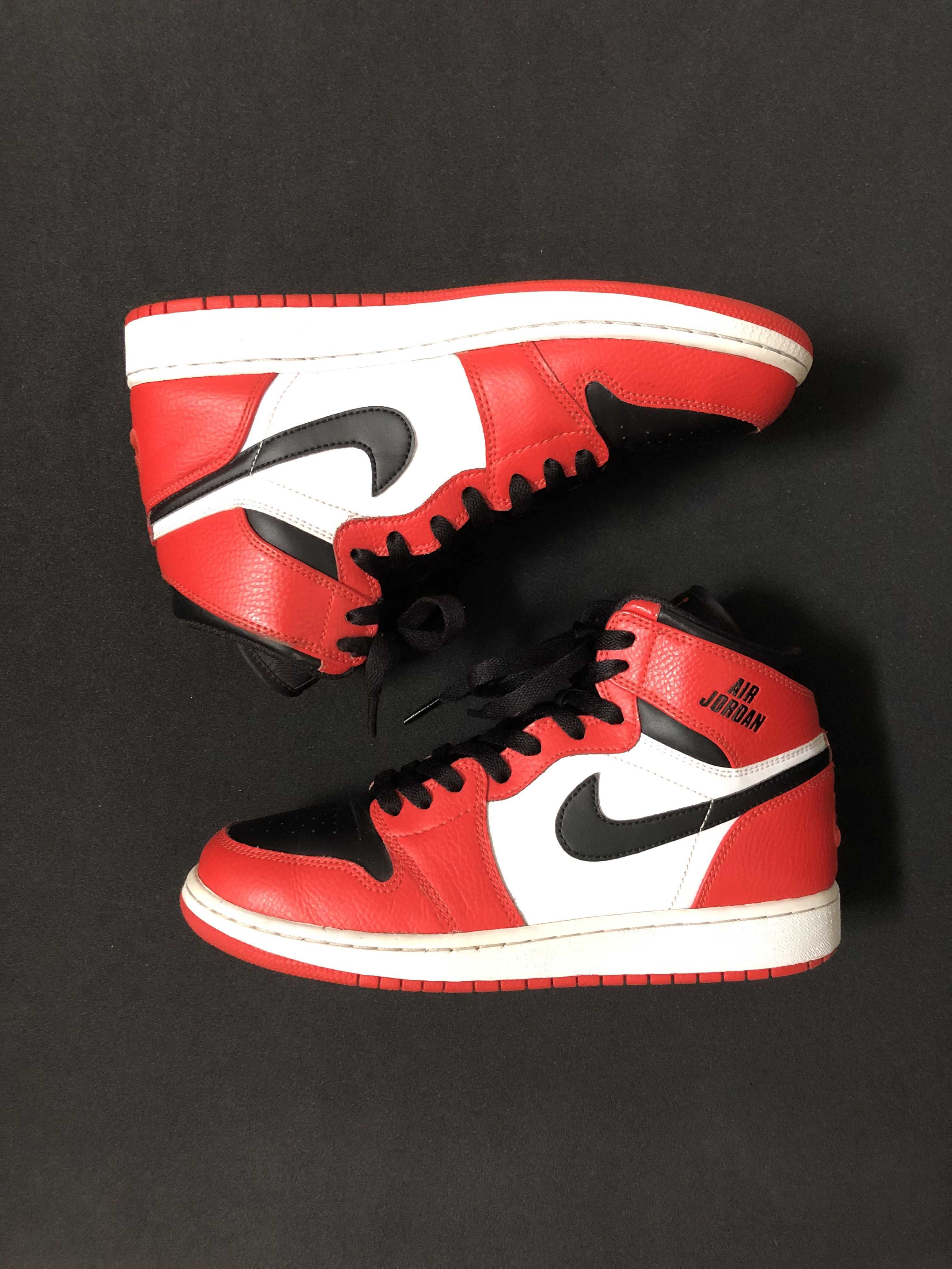 Nike Air Jordan 1 Retro High 