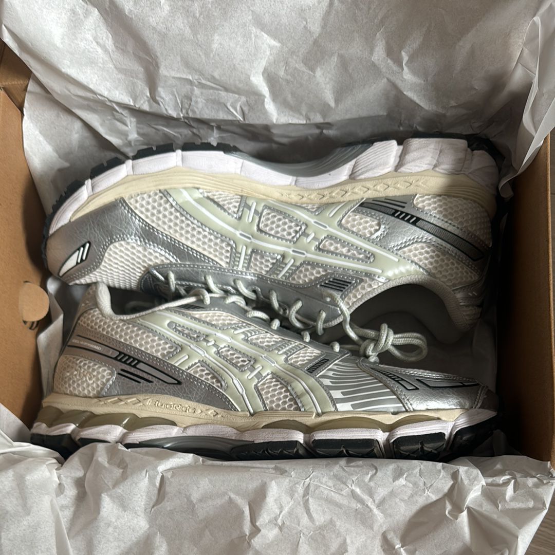 KITH Ronnie Fieg × Asics Gel-Kayano 12.1 "Cream/Pure Aqua"