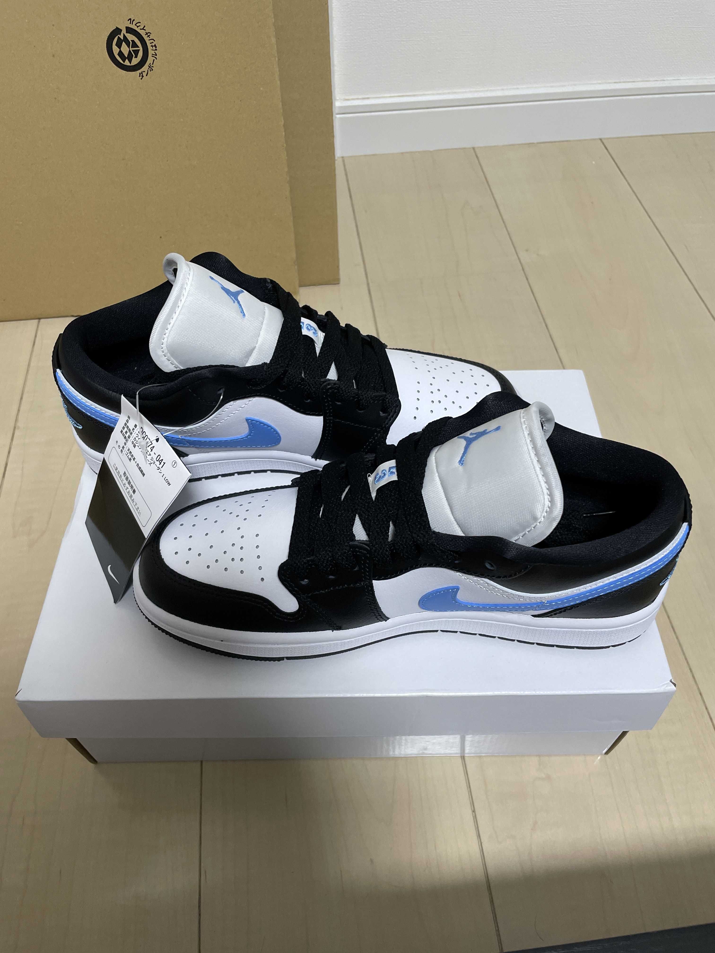 Nike Women's Air Jordan 1 Low "Black/University Blue"
