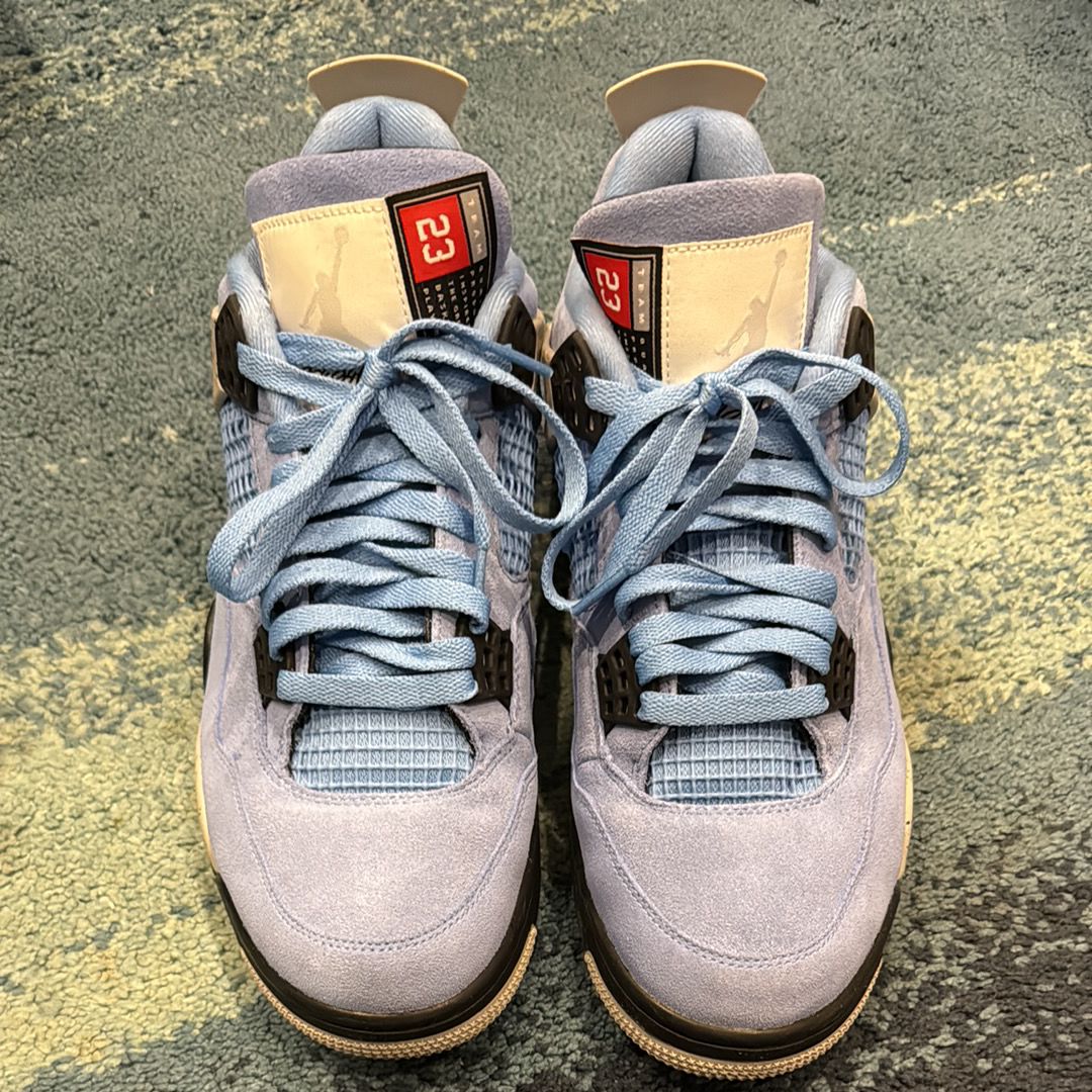 Nike Air Jordan 4 "University Blue"