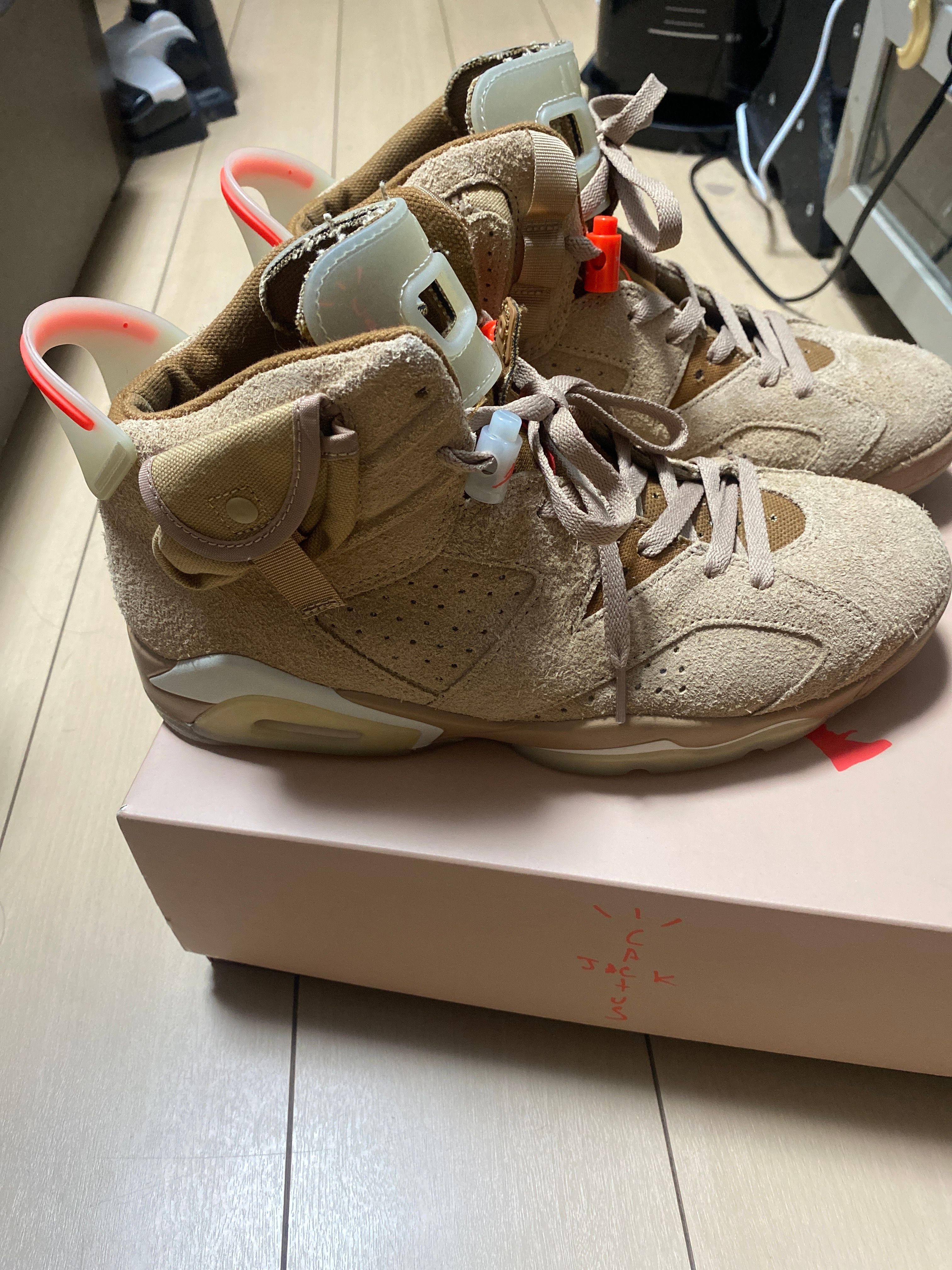 Travis Scott × Nike Air Jordan 6 "British Khaki"