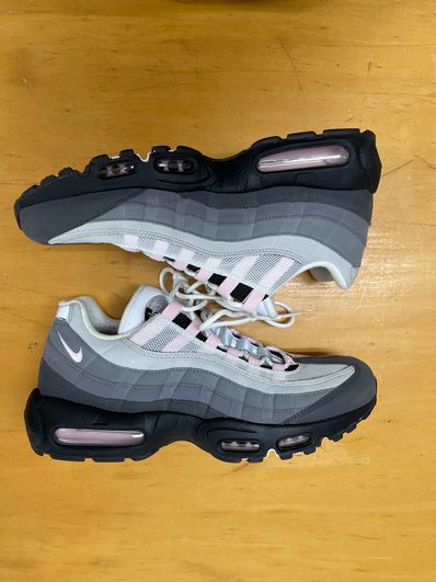 Nike Air Max 95 "Gunsmoke/Pink Foam"