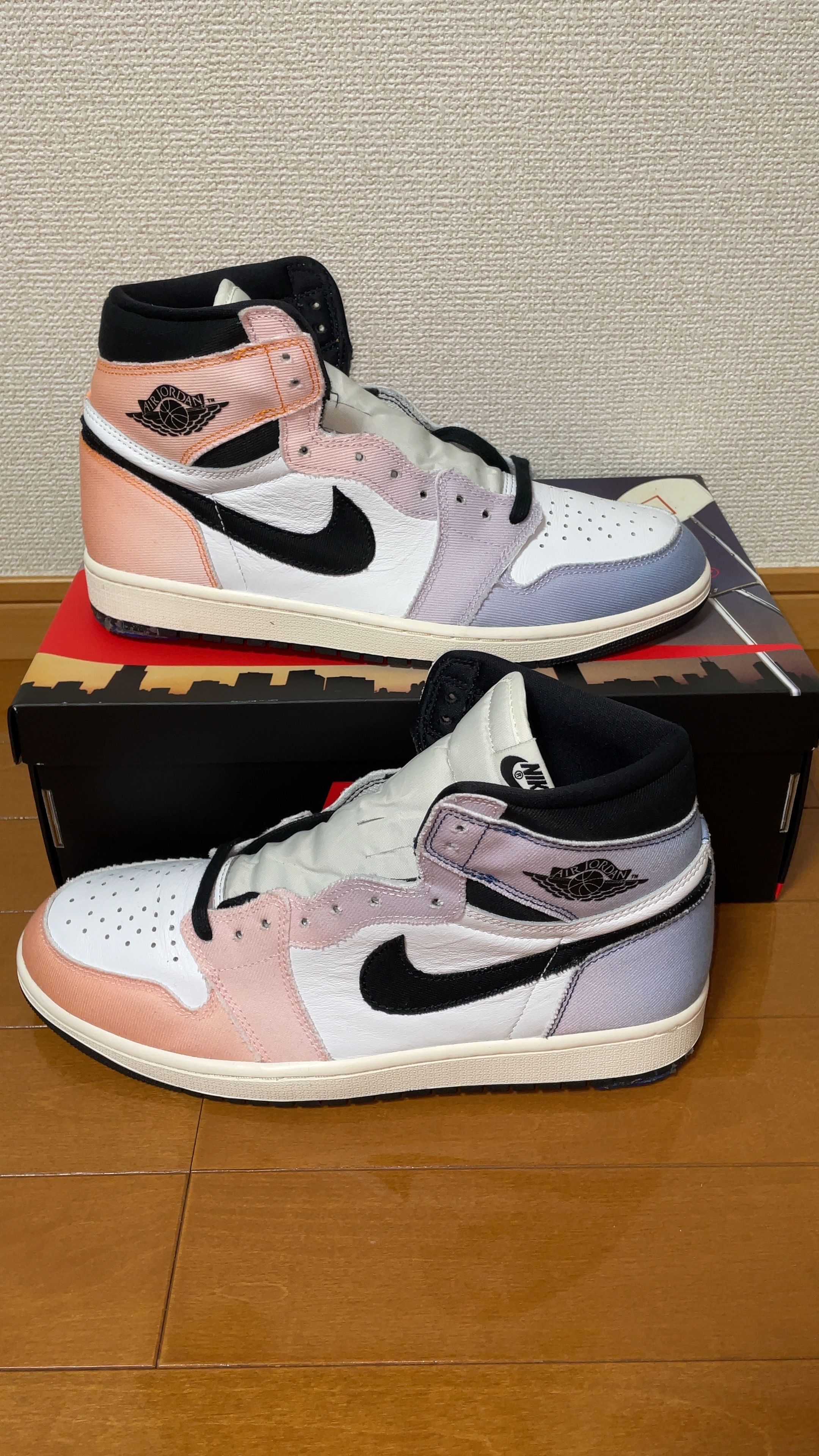 Nike  Air Jordan 1 High OG "Multi Color"