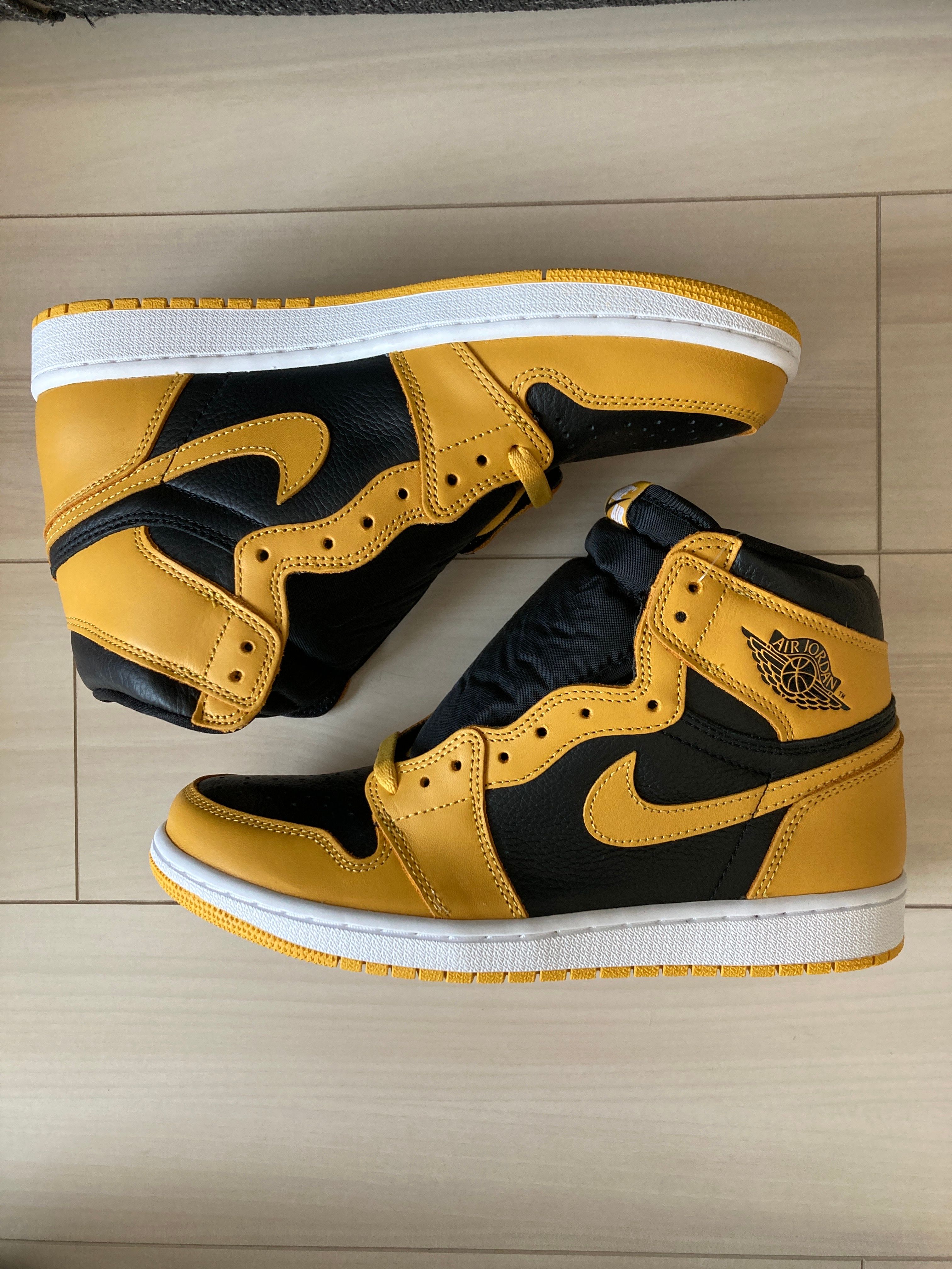 Nike Air Jordan 1 High OG "Pollen" 