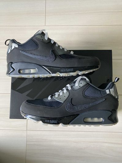 UNDEFEATED × Nike Air Max 90 "Black/Rush Pink"