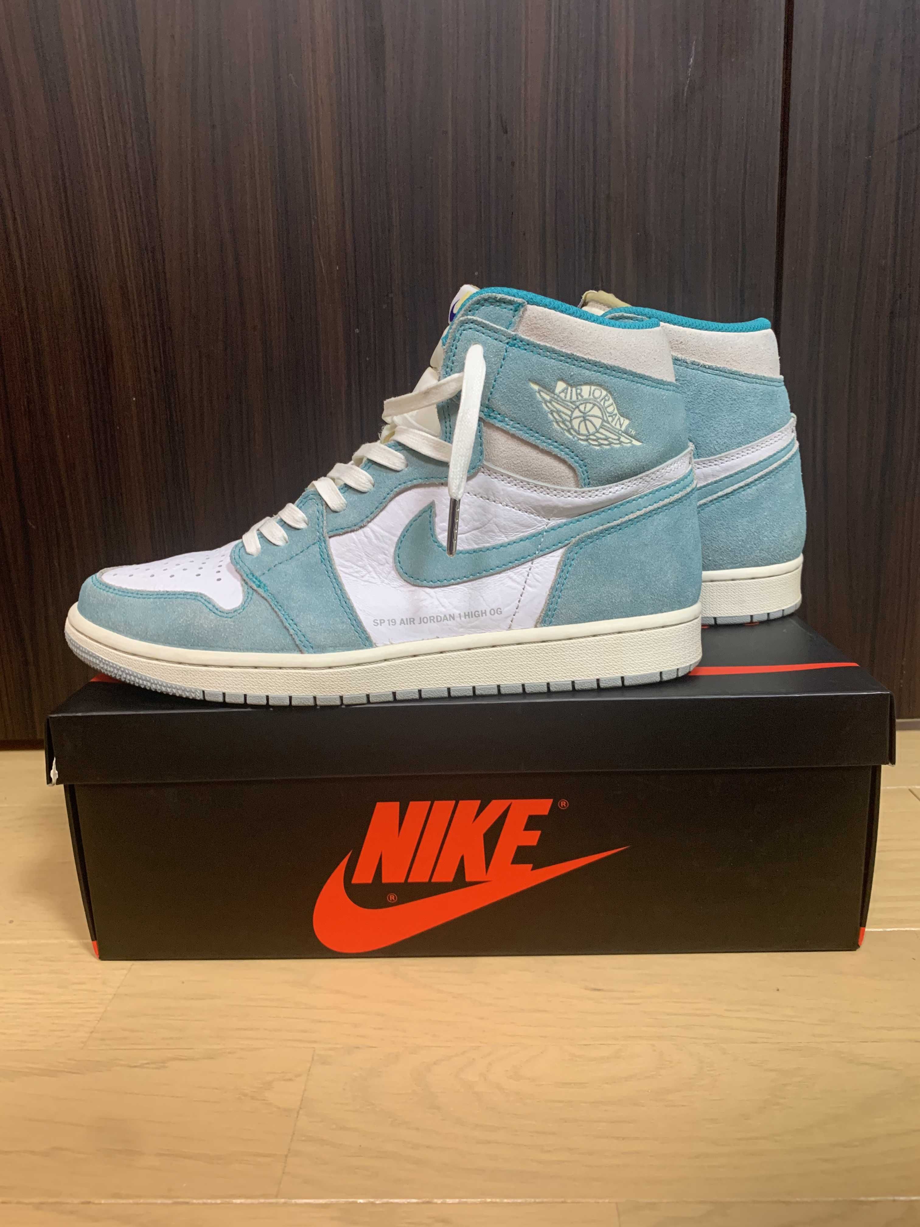 Nike Air Jordan 1 Retro High OG "Turbo Green"