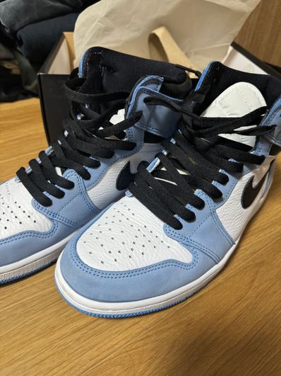 Nike Air Jordan 1 High OG "University Blue"