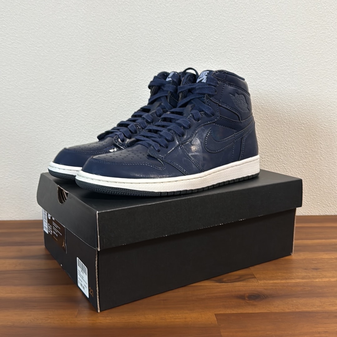 Dover Street Market × Nike Air Jordan 1 Retro High "Obsidian"