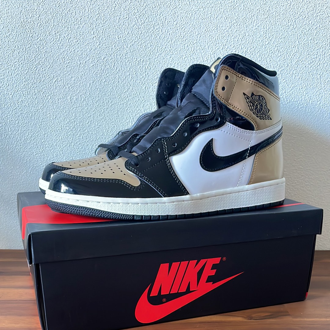 Nike Air Jordan 1 Retro High OG NRG "Gold Toe"