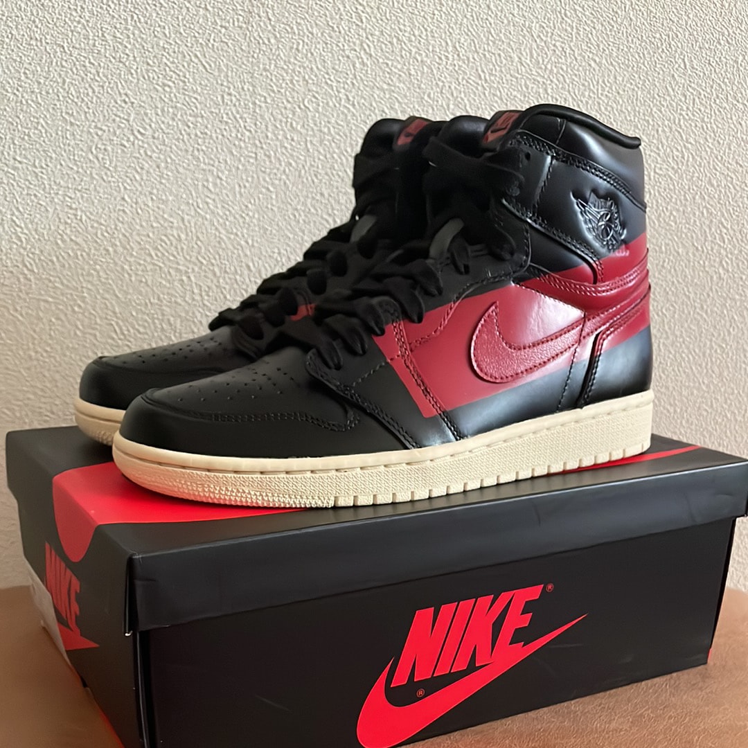 Nike Air Jordan 1 Retro High OG "Couture"