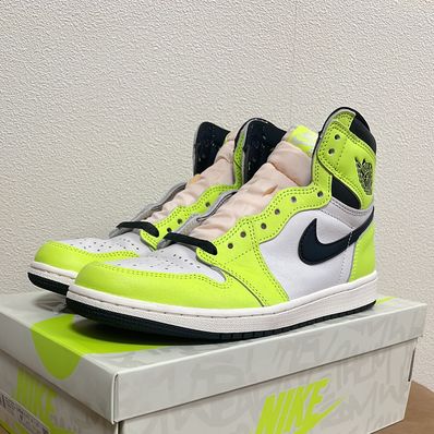 Nike Air Jordan 1 High OG "Volt/Visionaire"