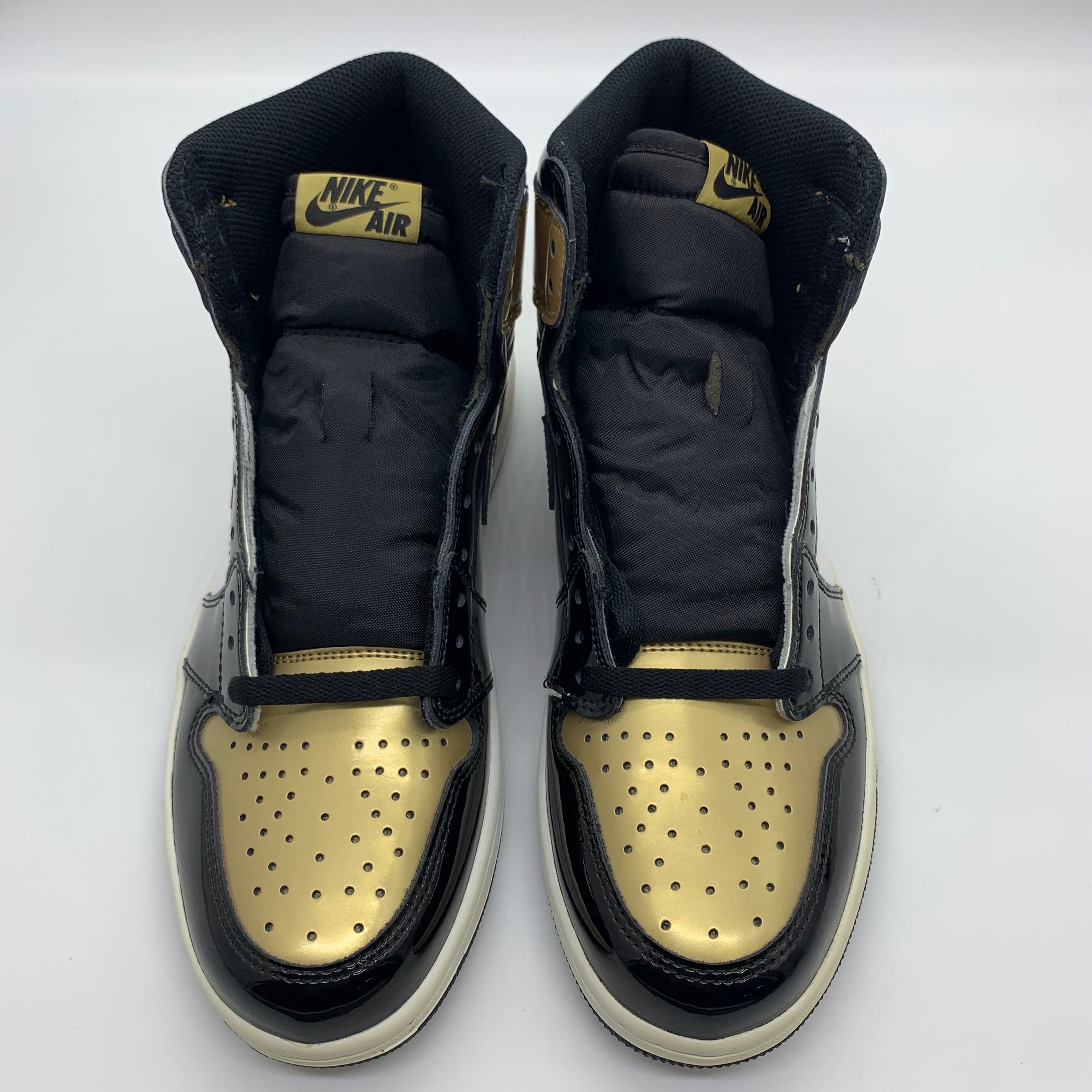 Nike Air Jordan 1 Retro High OG NRG "Gold Toe"