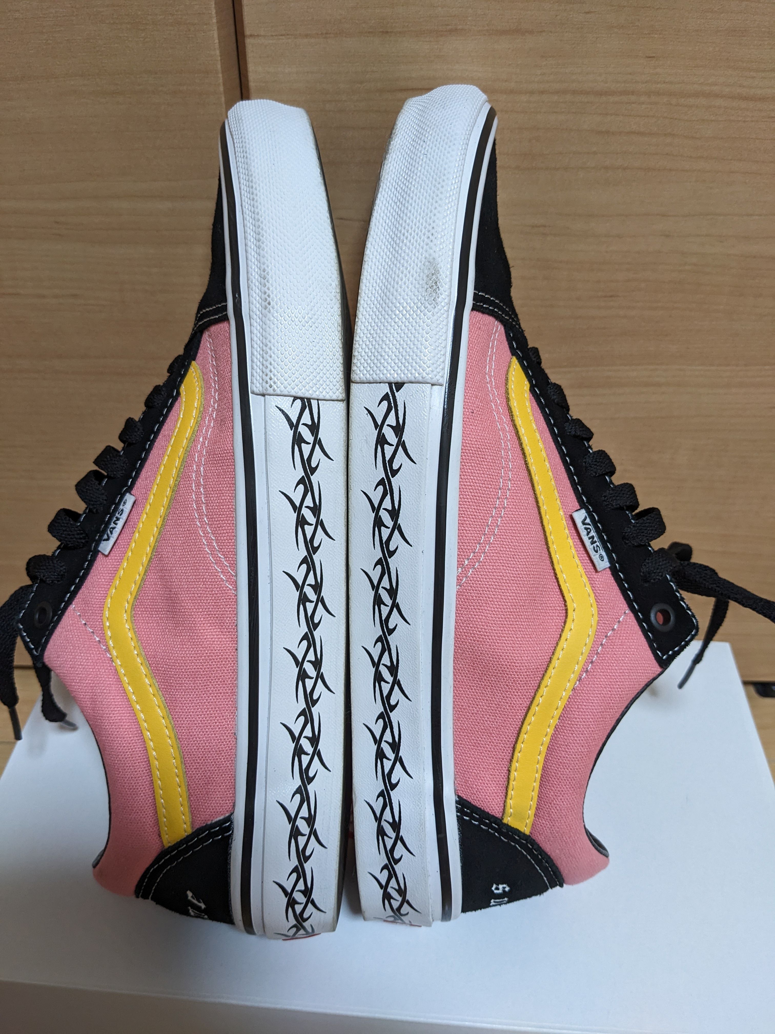 Supreme × Vans Old Skool "Pink"