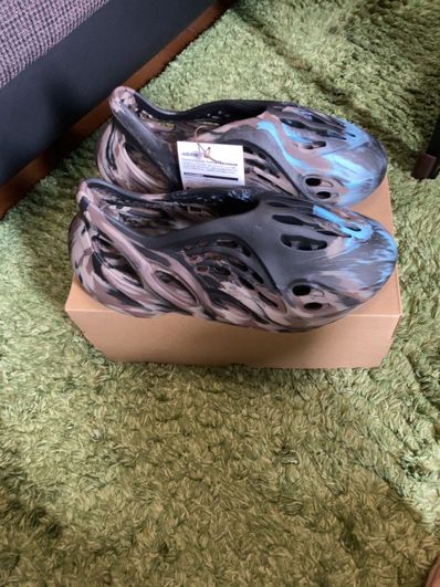 adidas YEEZY Foam Runner "MX Cinder"