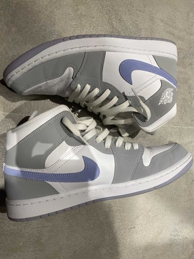 Nike Women's Air Jordan 1 Mid "Wolf Grey"