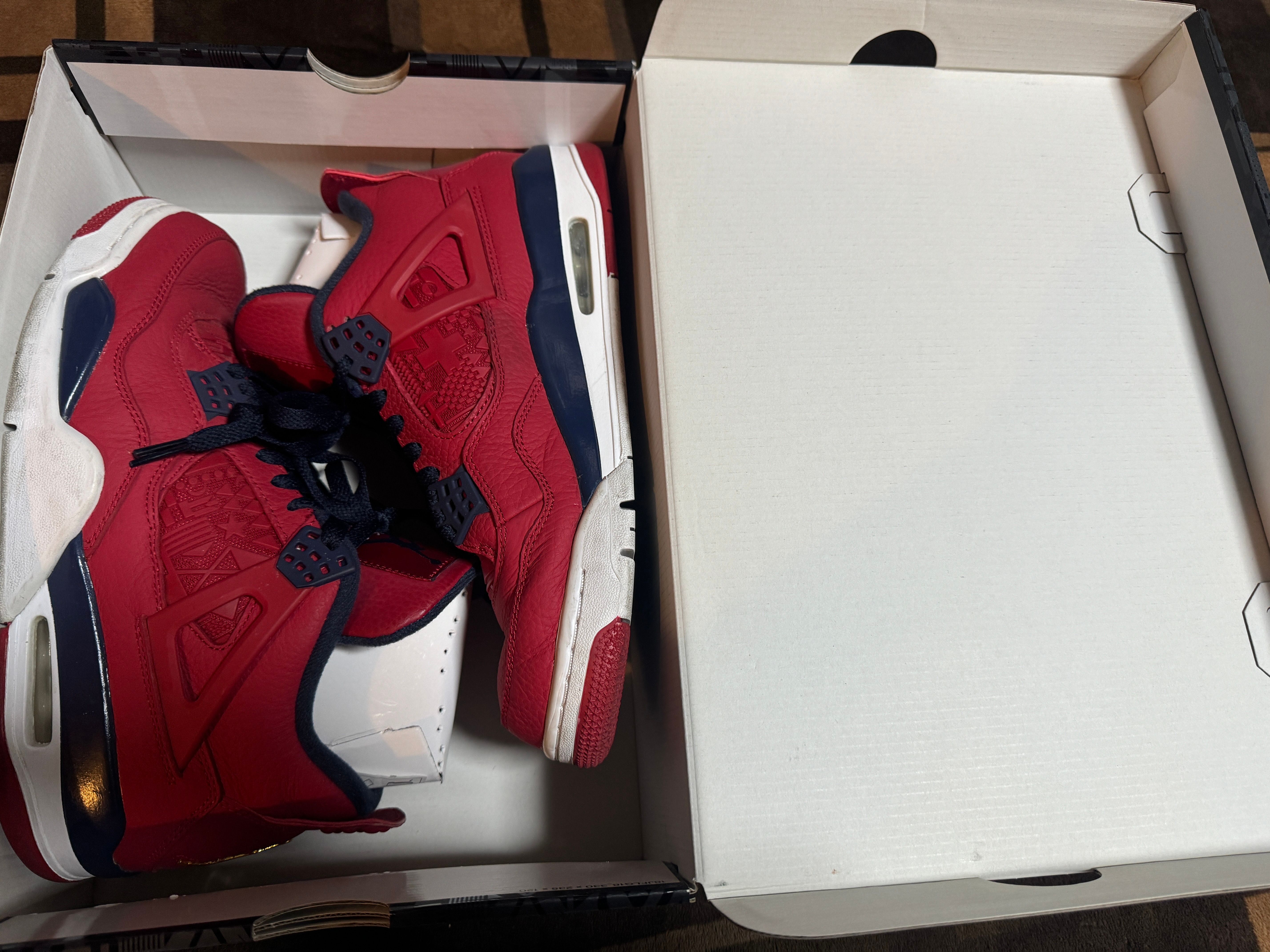 Nike Air Jordan 4 Retro SE "FIBA"