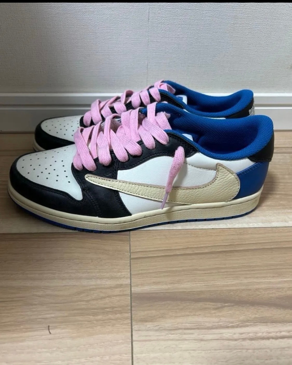 トラヴィススコット × フラグメントデザイン × ナイキ エアジョーダン1 ロー OG SP "ミリタリー ブルー"