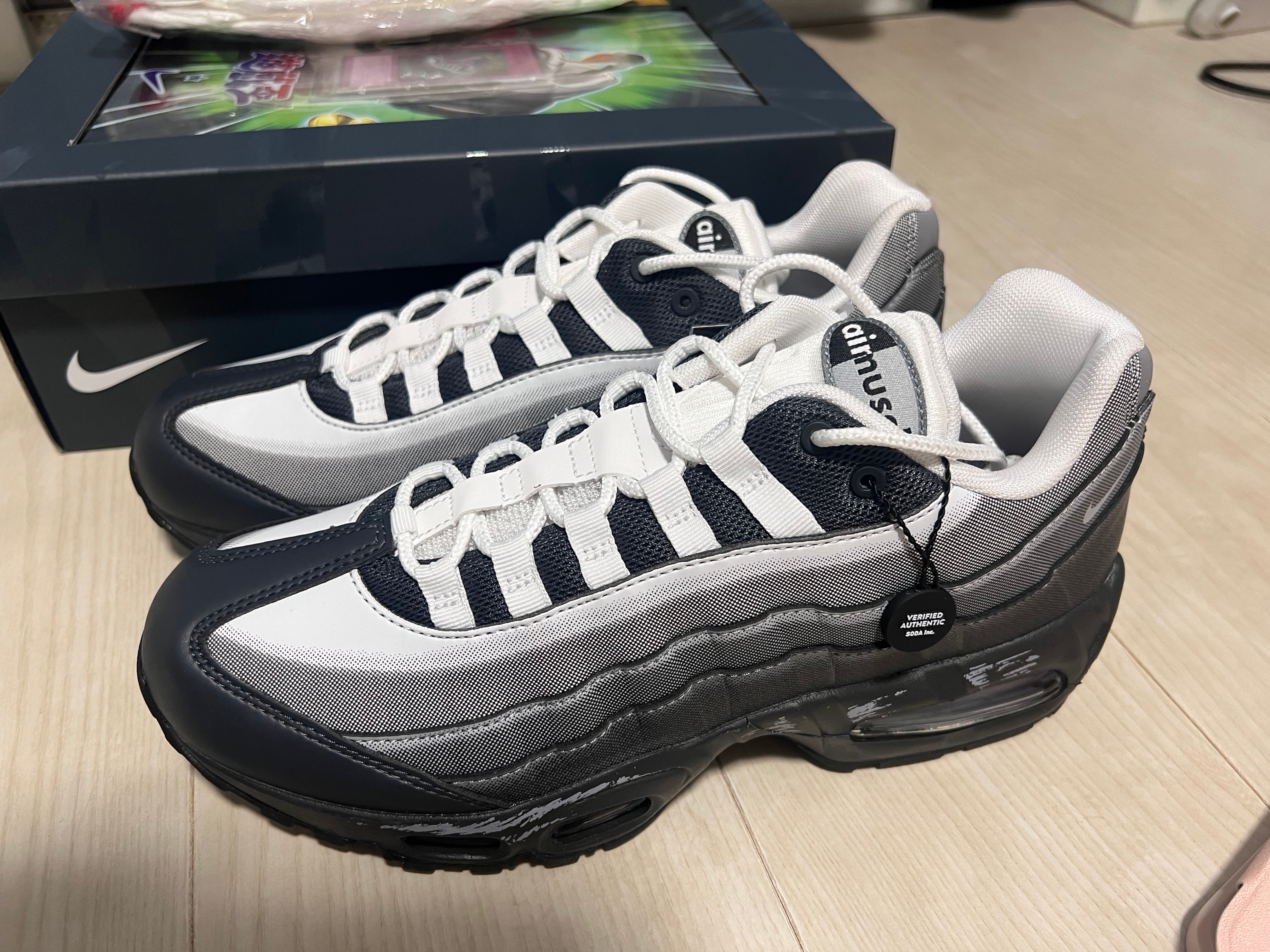 超非売品景品付★27.5cm/US9.5★遊戯王 NIKE エアマッスル 城之内 遊戯王』ナイキが城之内のエアマッスルをモチーフにした限定